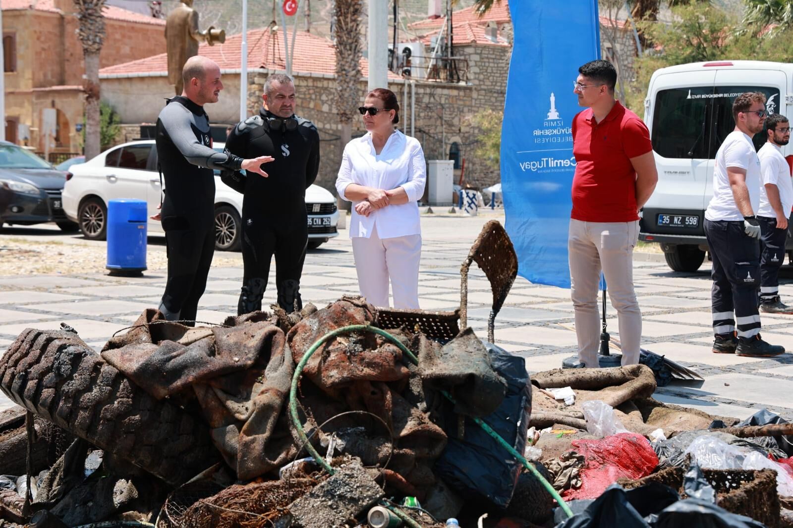 Yeni Foça’da Deniz Ve Kıyıdan Çıkan Atıklar Sergilenecek (6)