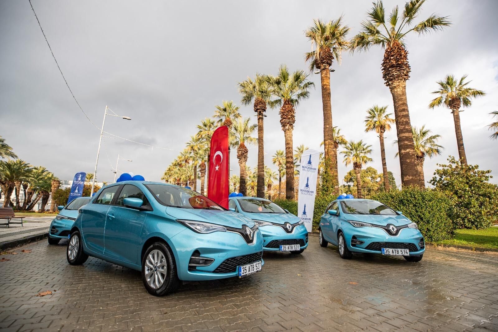 İzmir'in elektrikli araç hamlesi kasayı doldurdu!
