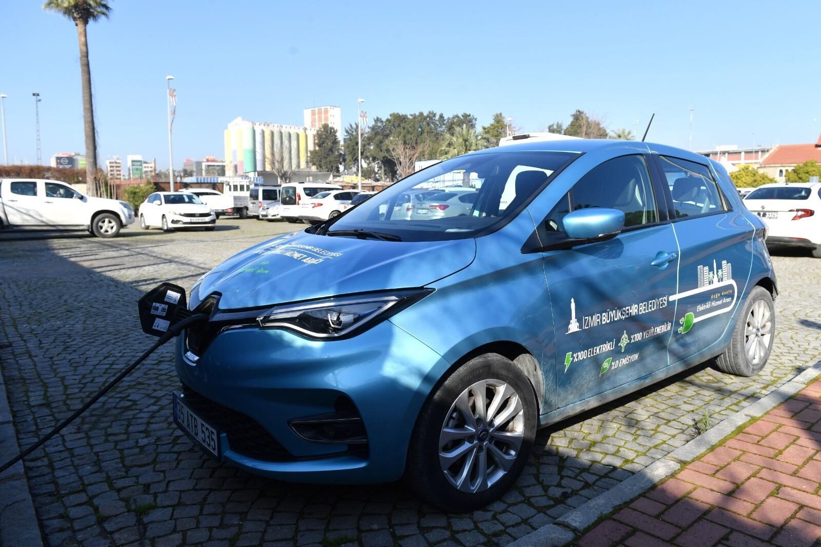 İzmir'in elektrikli araç hamlesi kasayı doldurdu!
