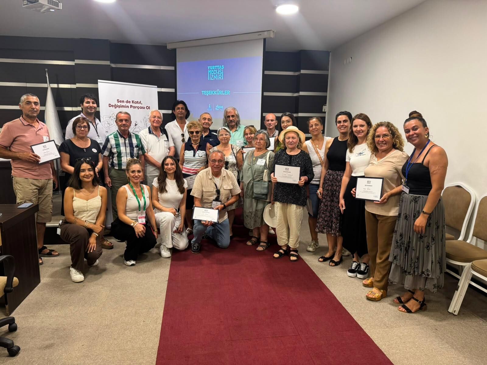 İzmir'de ortak akıl büyüyor!