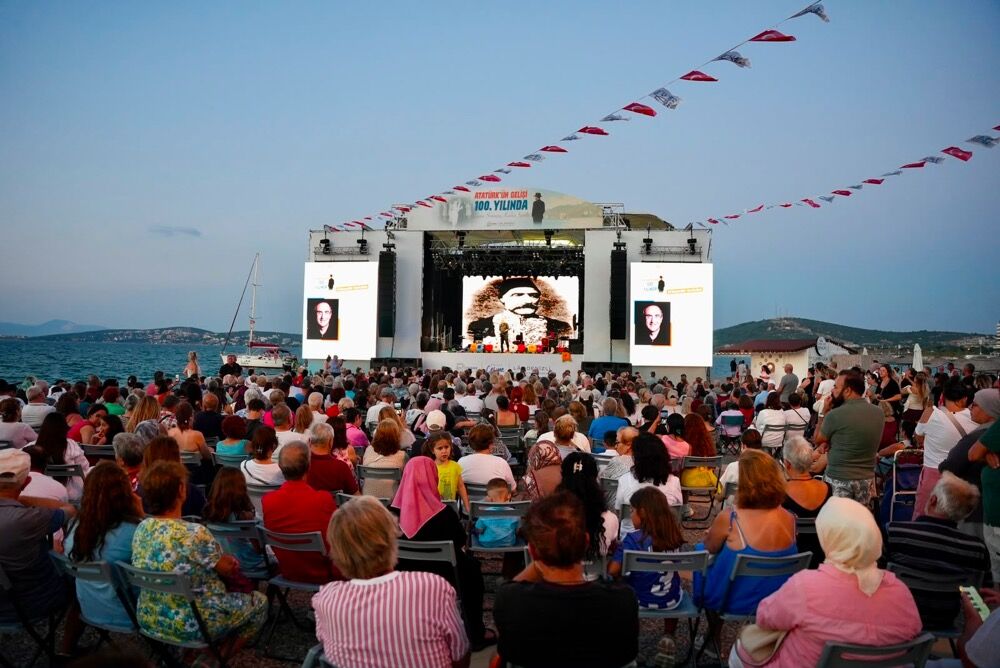 Atatürk'ün Çeşme'ye Gelişinin 100. Yılı Etkinlikleri Yoğun Katılımla Tamamlandıphoto 2026 07 05 01 20 59