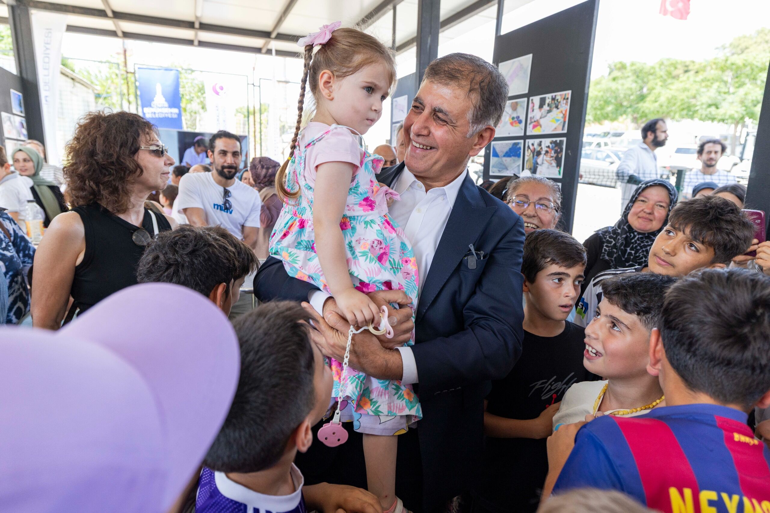 Başkan Tugay'dan Kadifekale'ye Hizmet Sözü (3)