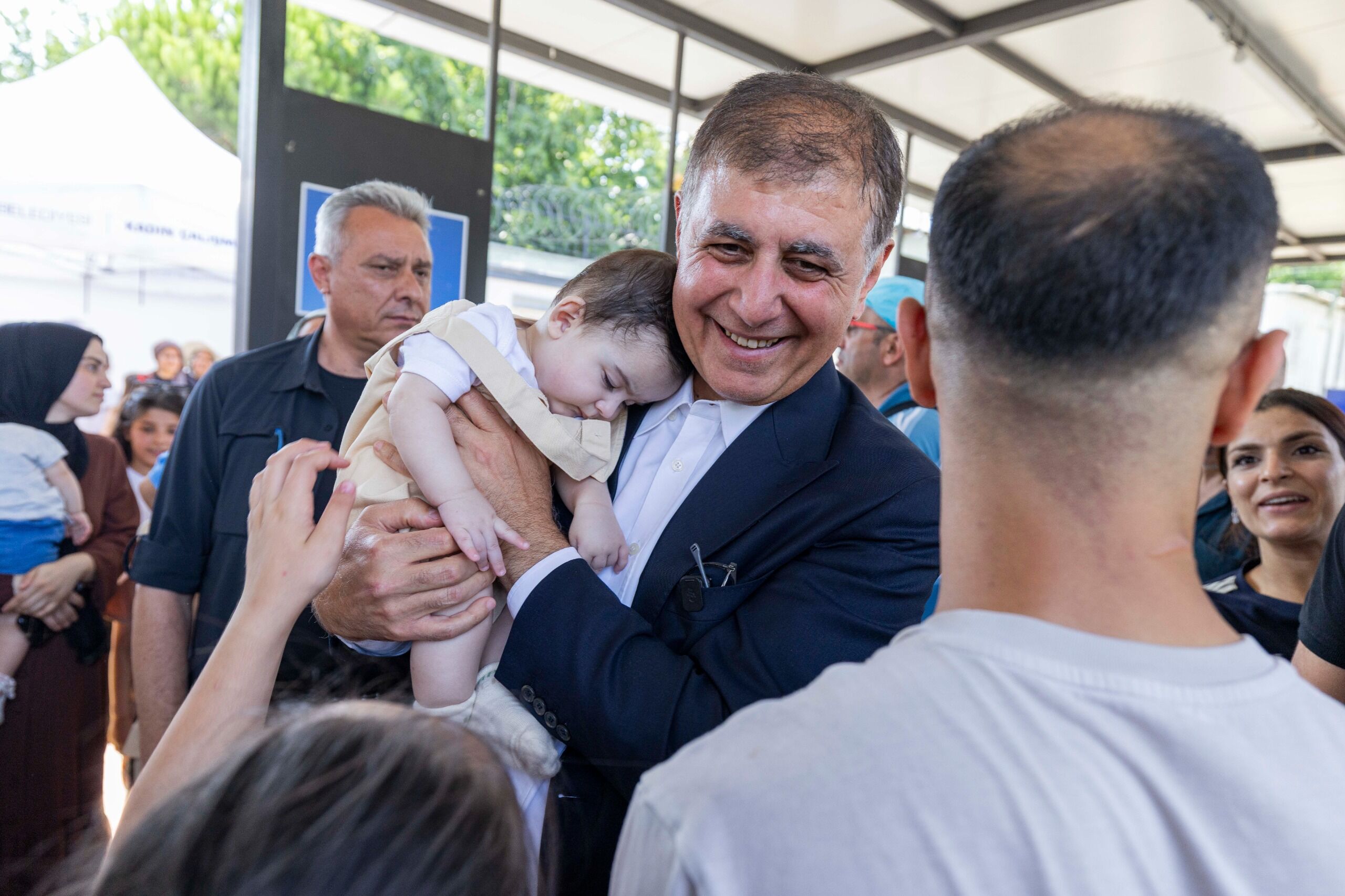 Başkan Tugay'dan Kadifekale'ye Hizmet Sözü (5)