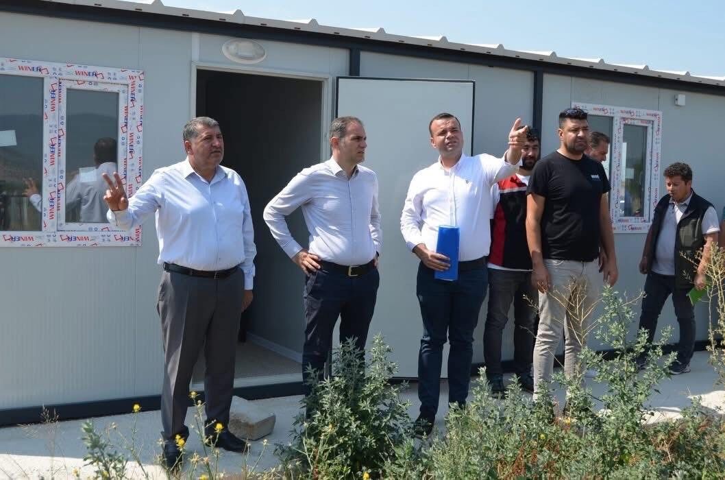 Bayındır’da Sahipsiz Hayvanlar Için Yürütülen Çalışmalar Yerinde Incelendi (3)