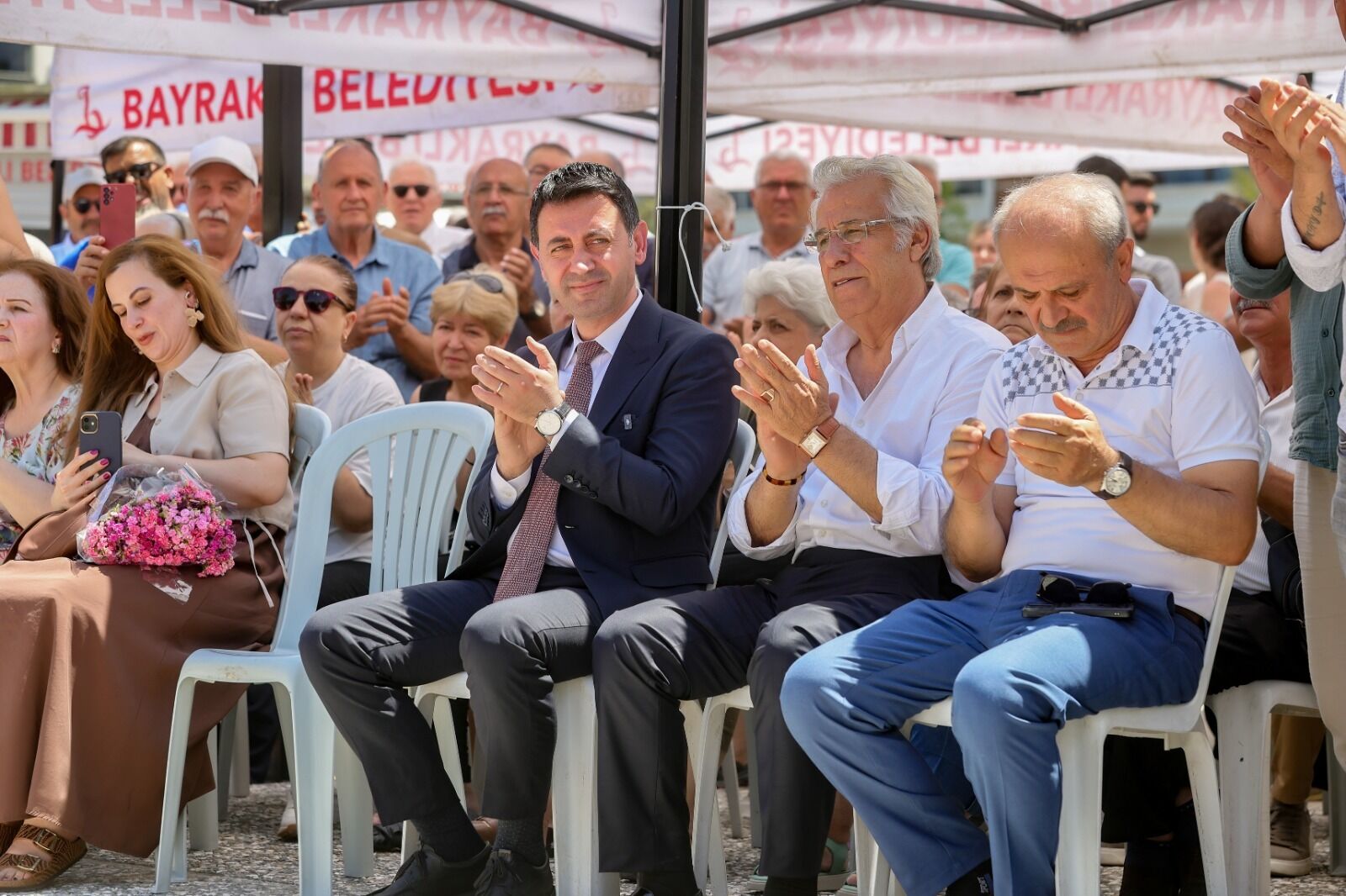 Bayrakli’ya Yeni̇ Park Ve Otopark (4)