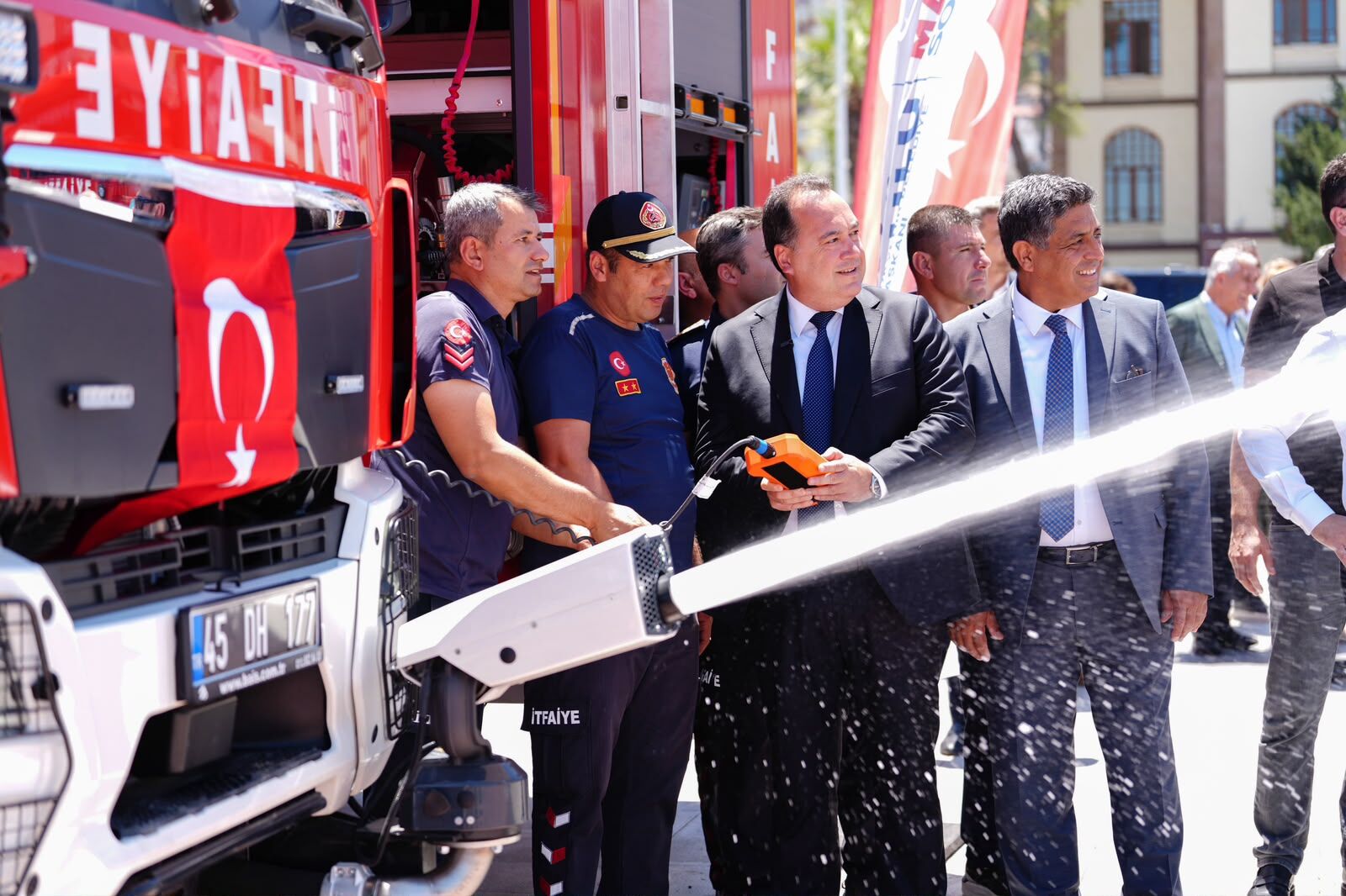 Büyükşehir’in Araç Filosuna 350 Milyon Tl’lik Güç Takviyesi (2)