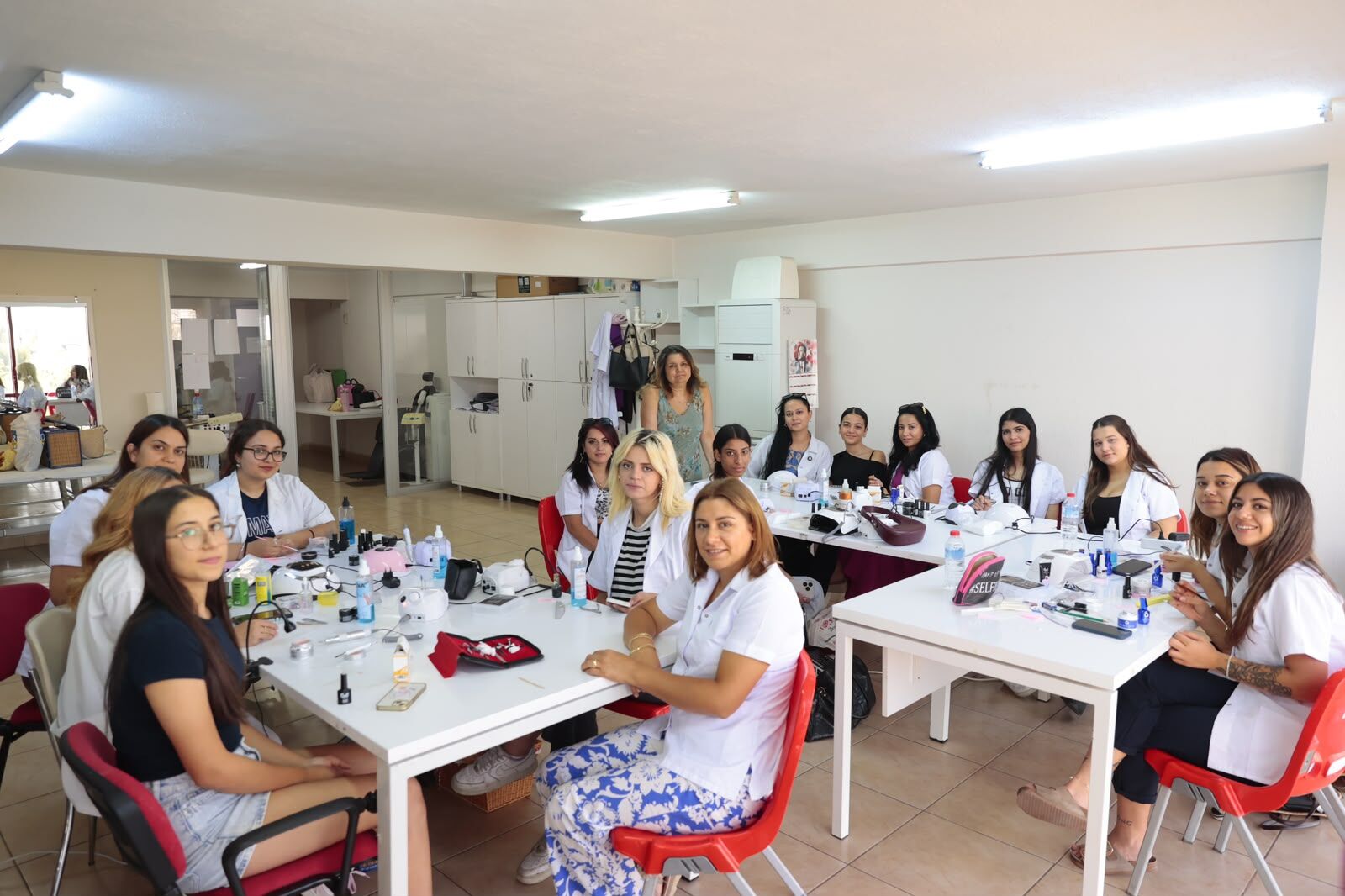 Konaklı Kadınlar Ücretsiz Kurslarla Meslek Öğreniyor (7)