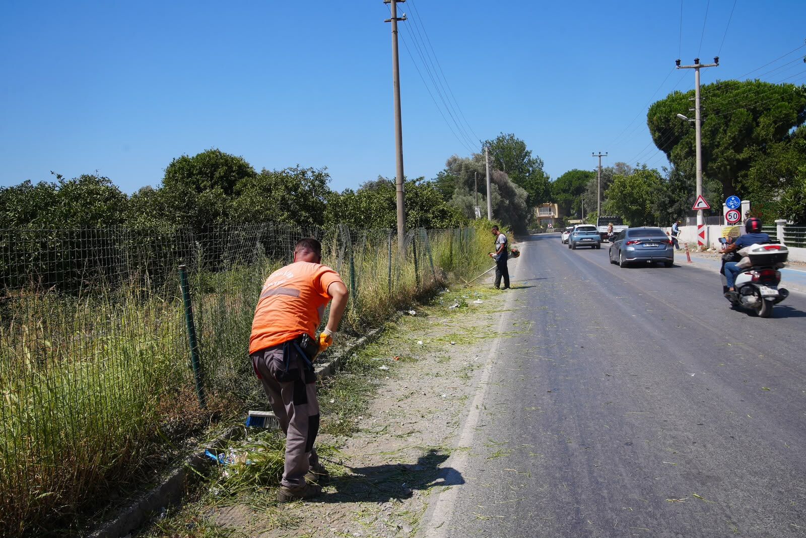 Seferihisar Belediyesi, İzmir Büyükşehir Belediyesi'nin Desteğiyle Ilçe Genelinde Yürüttüğü Altyapı Ve Üstyapı Çalışmalarına Devam Ediyor (2)