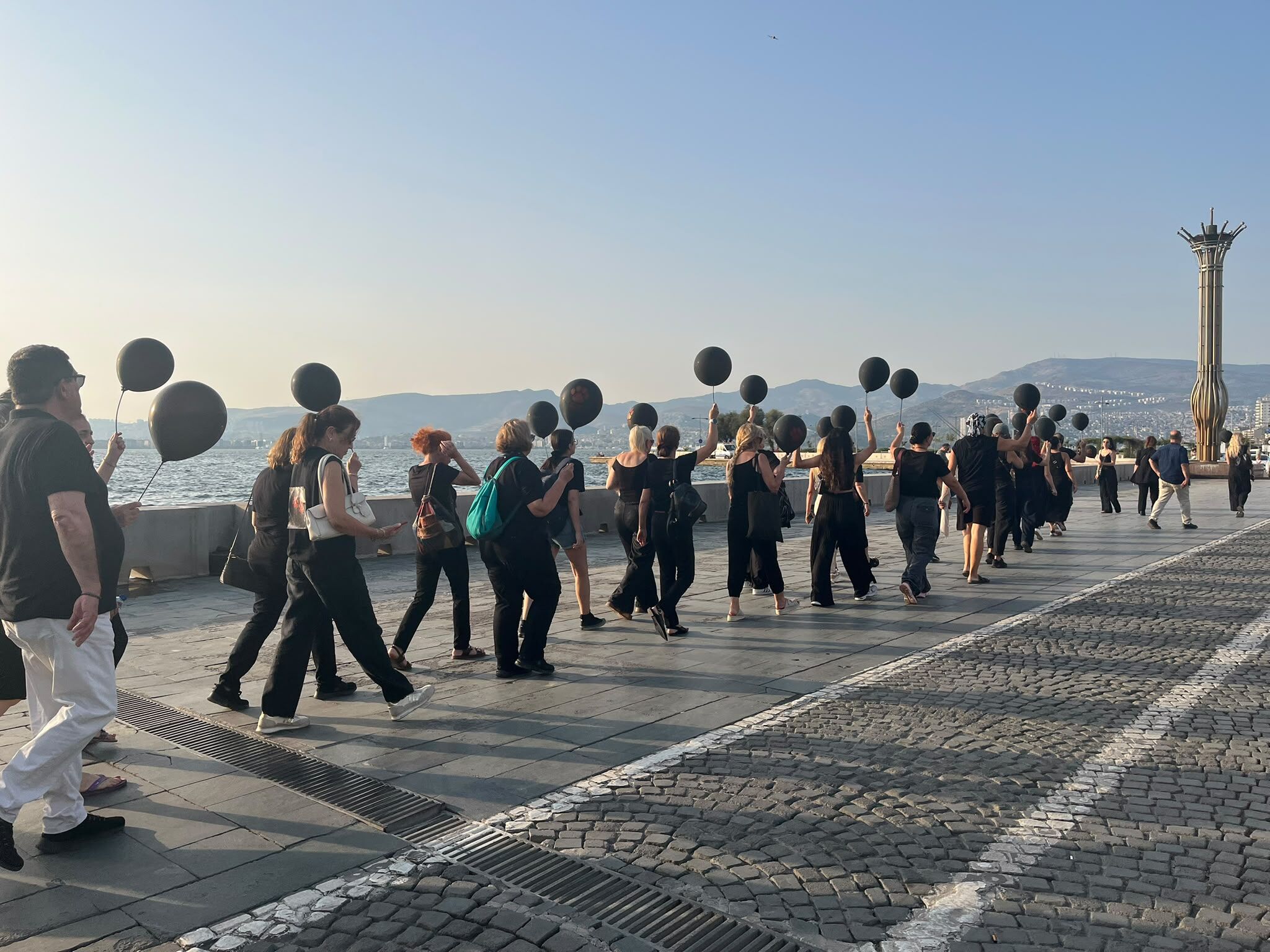 Sessiz Yürüyüş (2)