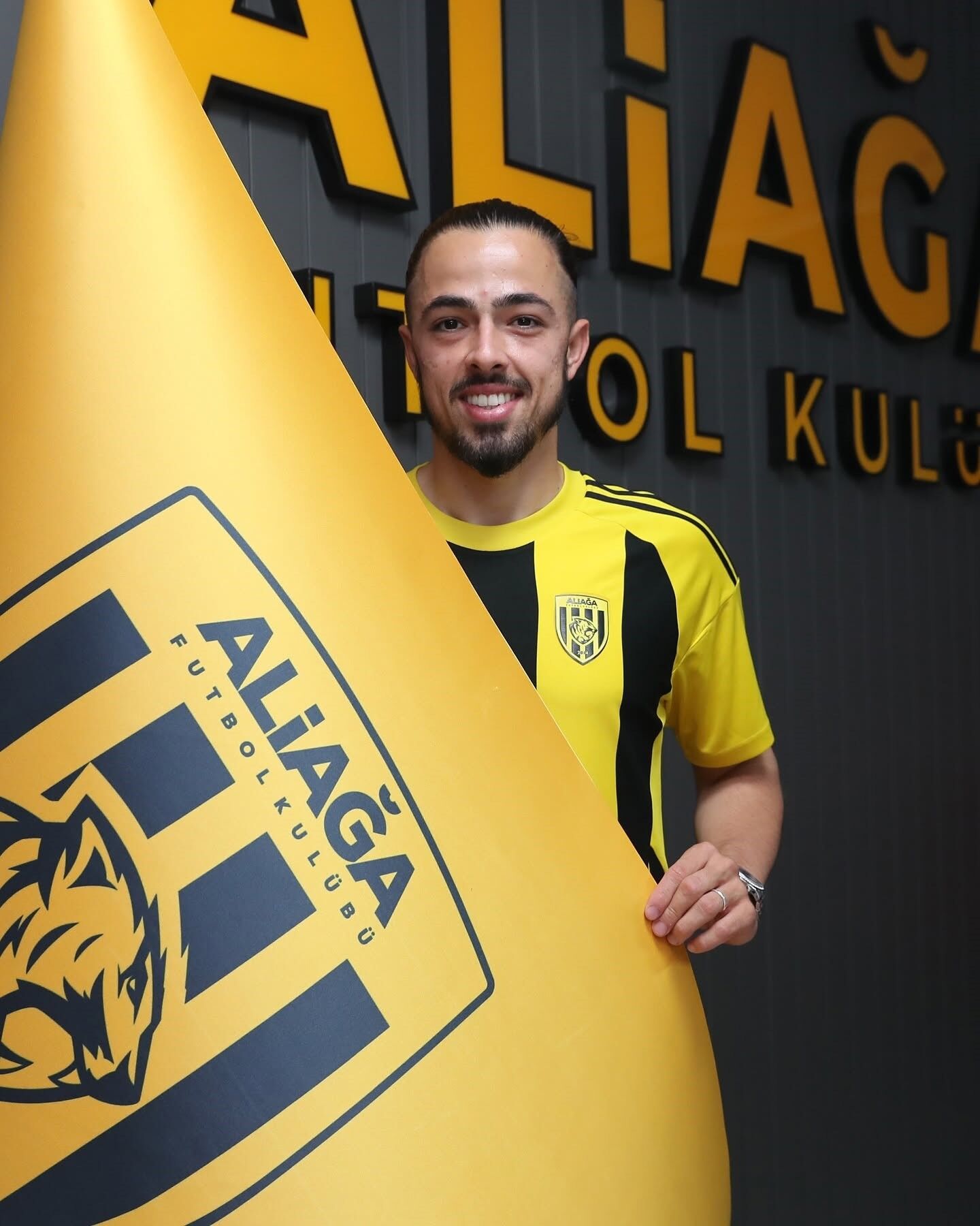 Tff 2. Lig Ekiplerinden Aliağa Futbol Kulübü, Yeni Sezon Öncesi Kadro Yapılanmasını Sürdürüyor (1)