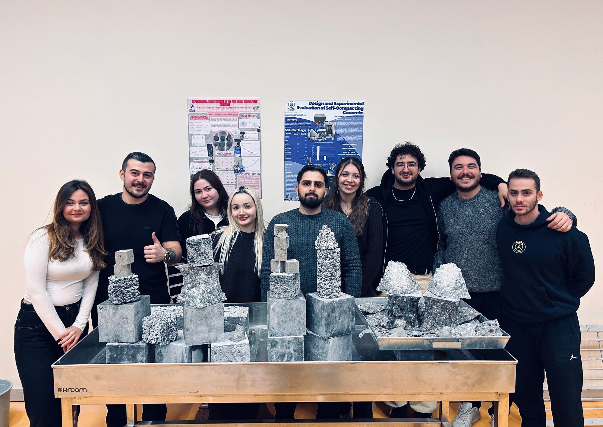 Yaşar Üniversitesi İnşaat Mühendisliği Bölümü Öğrencileri, (3)