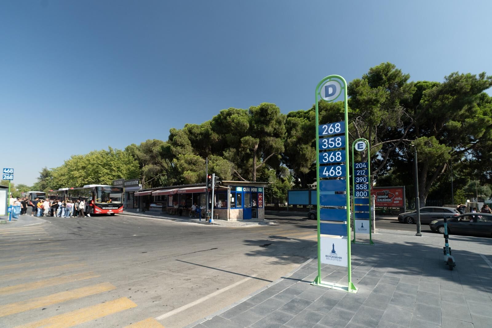 Bornova’da ulaşımın kalbi ışıl ışıl oldu