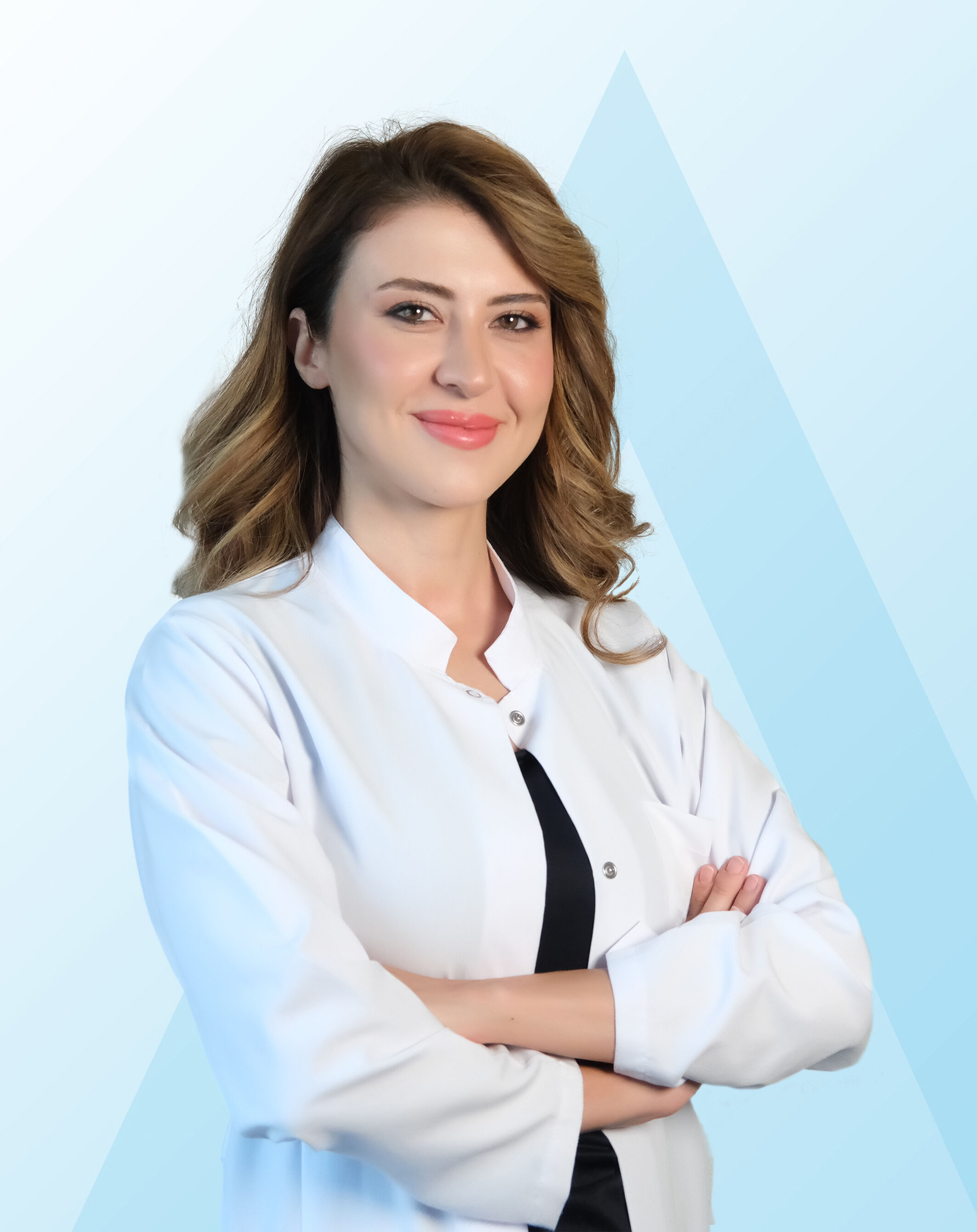 Akne yalnızca ergenlik döneminin değil, yetişkinlerin de sık karşılaştığı cilt sorunlarından biri olmaya devam ediyor.