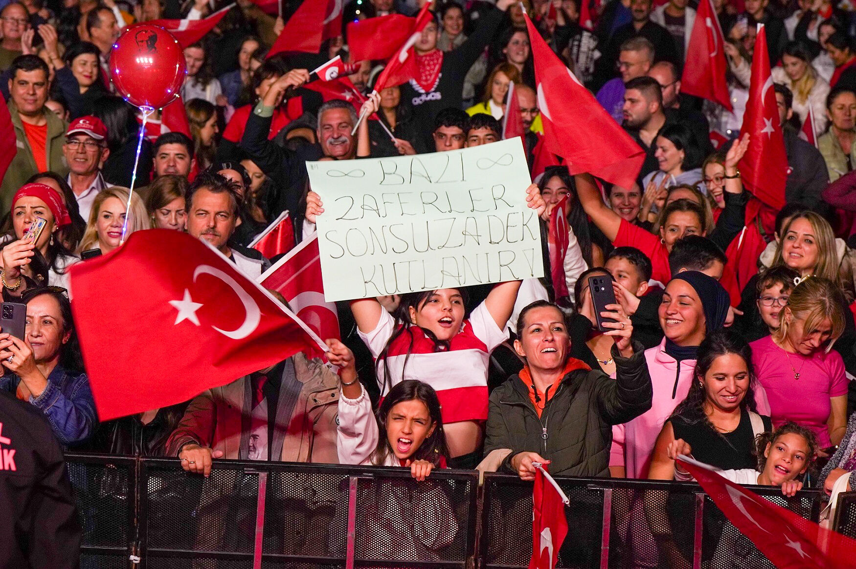 30 Ağustos Zafer Bayramı Gaziemir’de Işın Karaca Konseriyle Kutlanacak (2)
