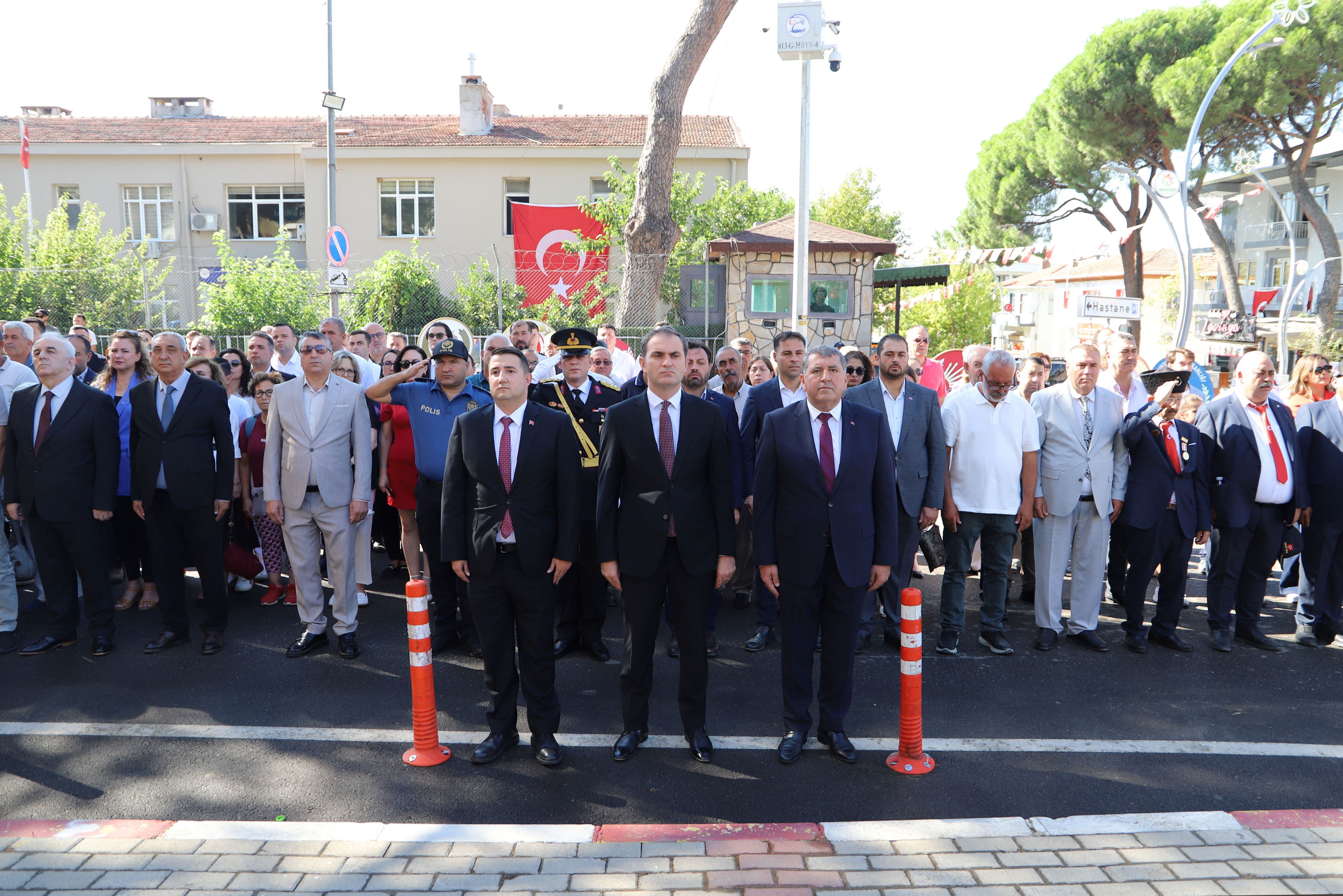 30 Ağustos Zafer Bayramı’nın 104. Yıl Dönümü, Bayındır’da Düzenlenen Törenlerle Kutlandı (2)