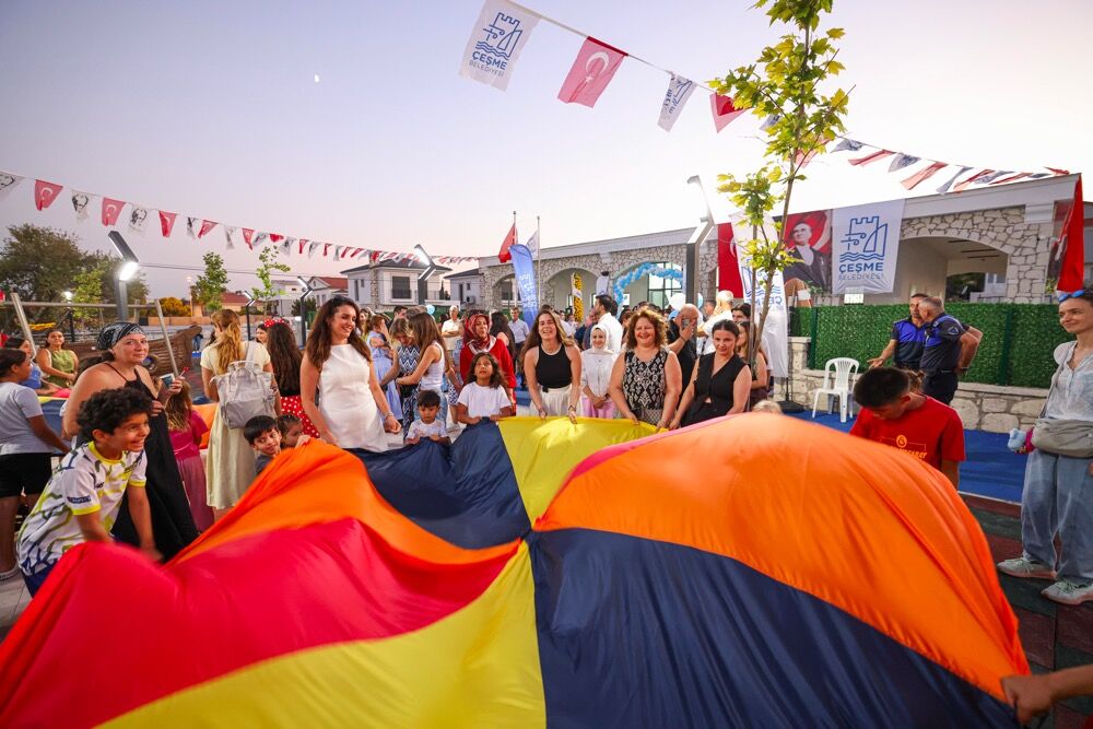 Alaçatı’da Çocuklara Müjde (5)