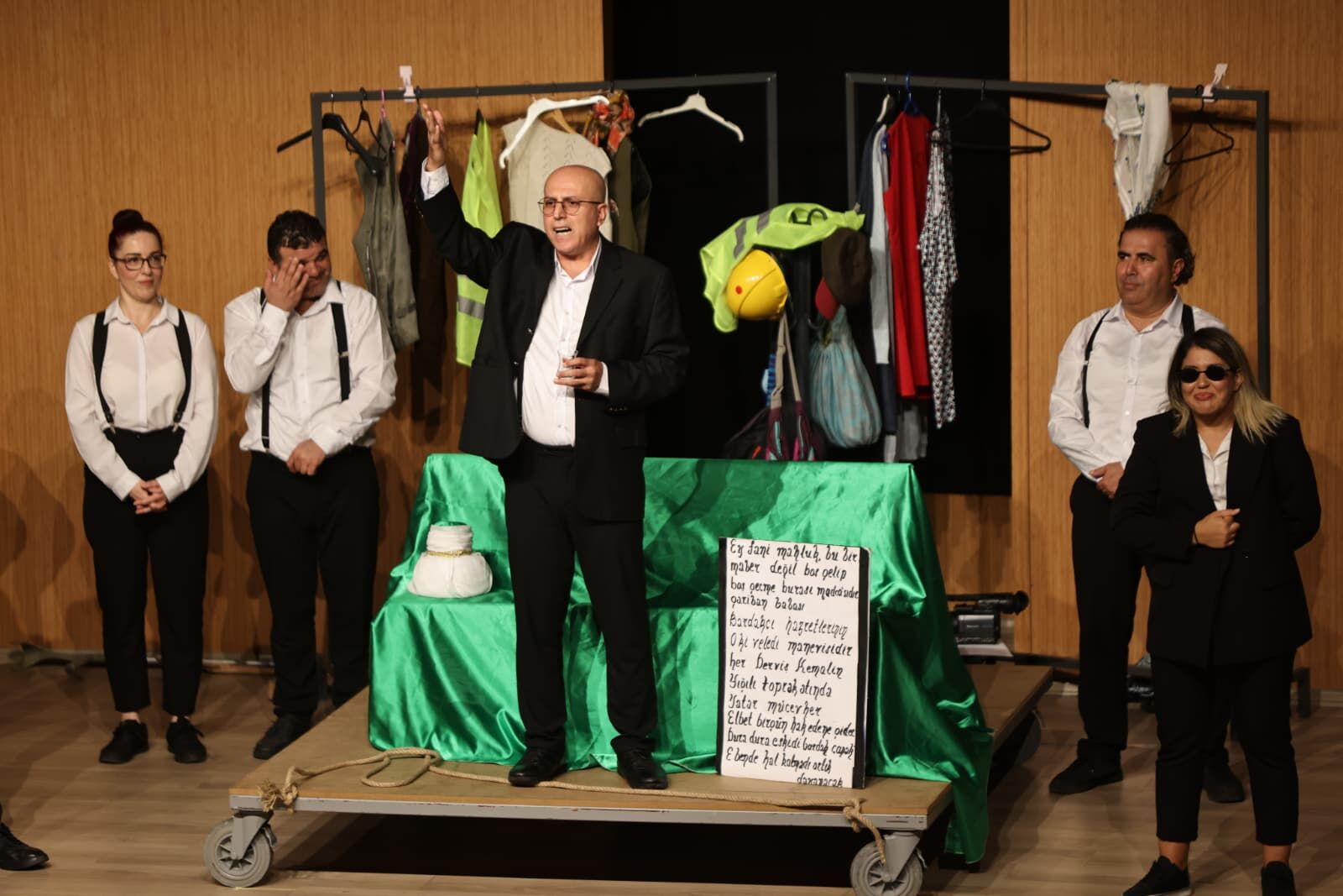 Bardakçı Baba Personel Tiyatrosu (4)