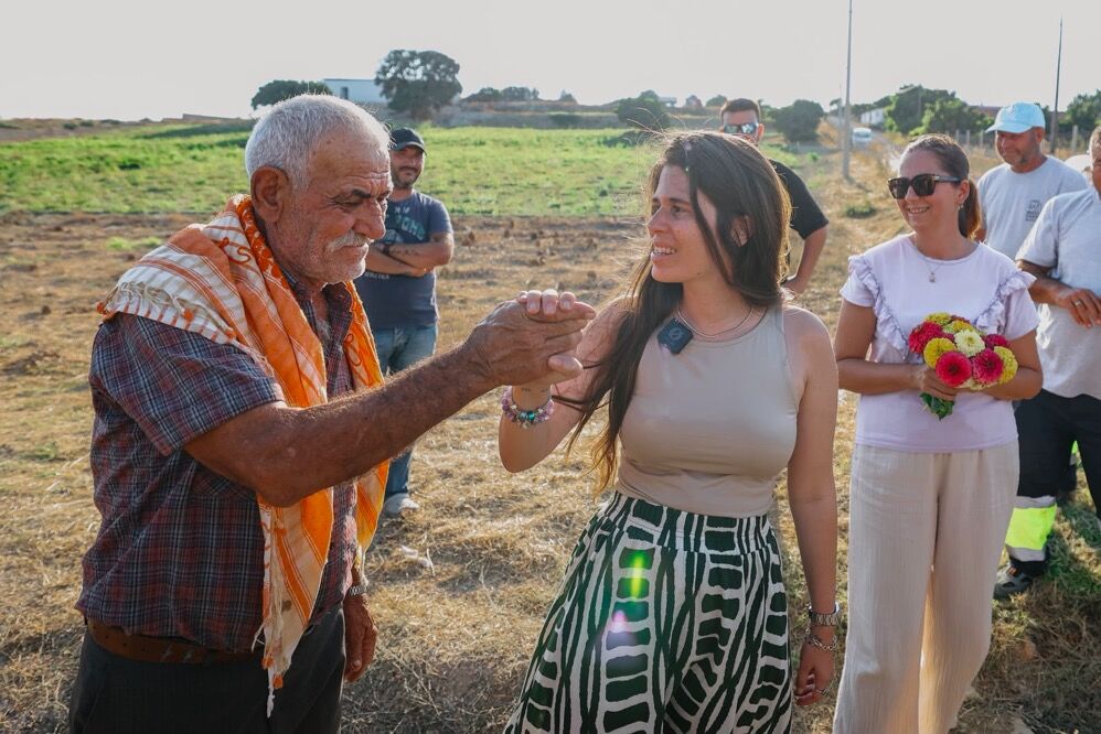 Başkan Denizli’den Çeşme’nin Yerel Değerlerine Tarımsal Destekphoto 2026 08 06 19 54 25