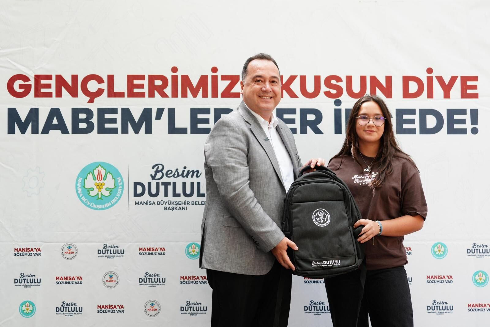 Başkan Dutlulu, Mabem’li Öğrencilerin Lgs Başarısını Aileleriyle Kutladı (20)