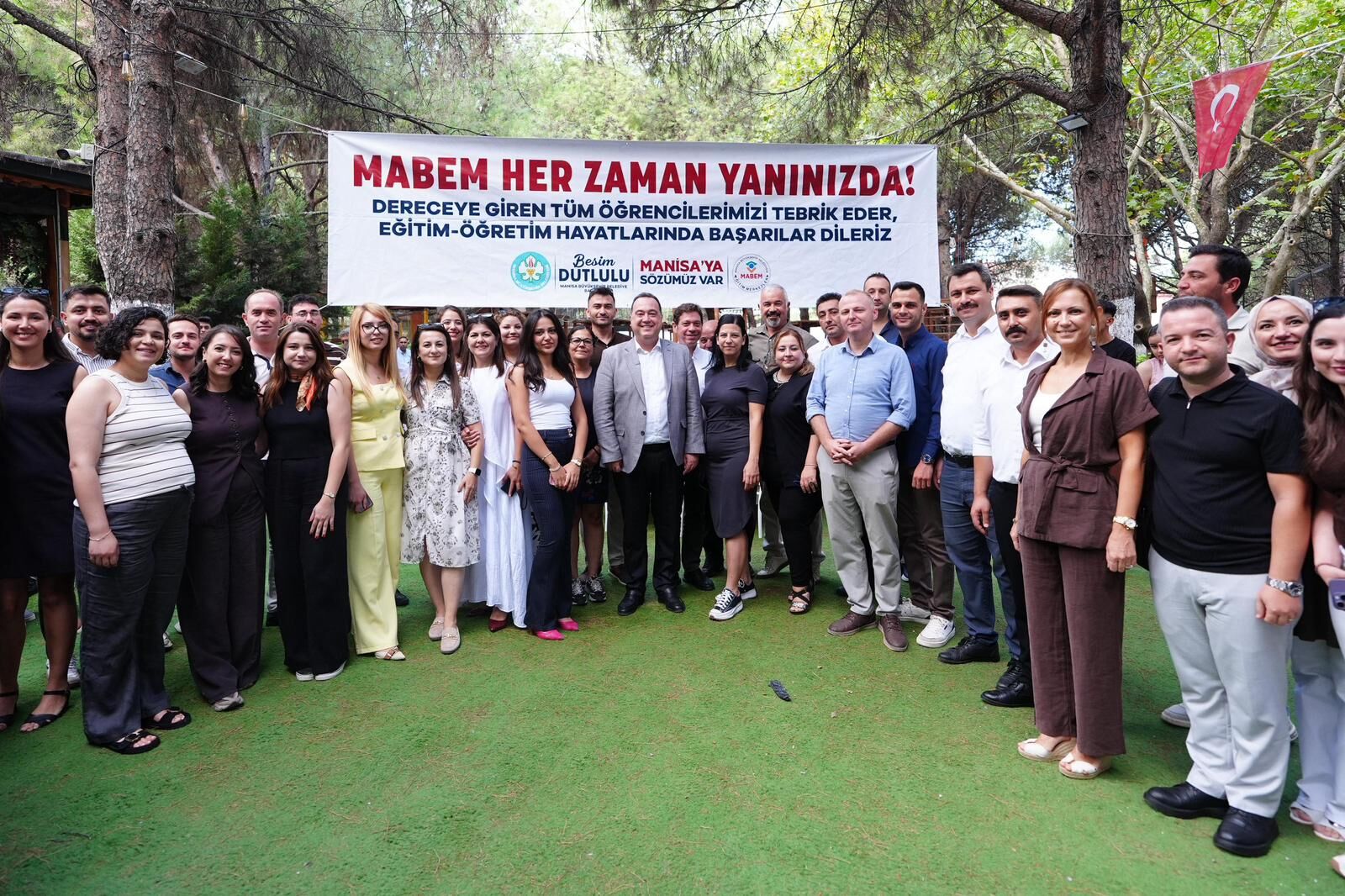 Başkan Dutlulu, Mabem’li Öğrencilerin Lgs Başarısını Aileleriyle Kutladı (25)