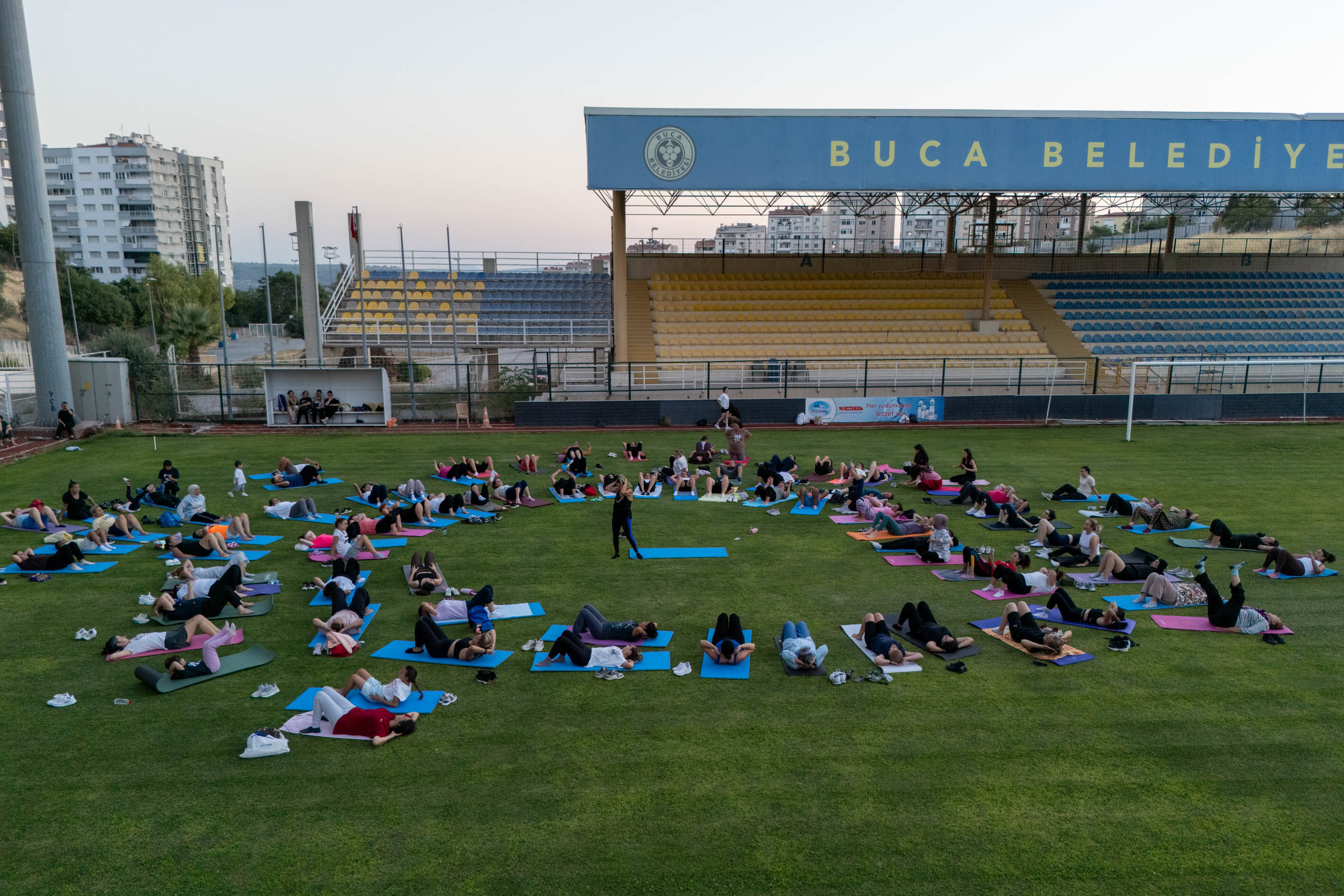 Bucalı Kadınlar Arena Stadı’nda Buluştu11
