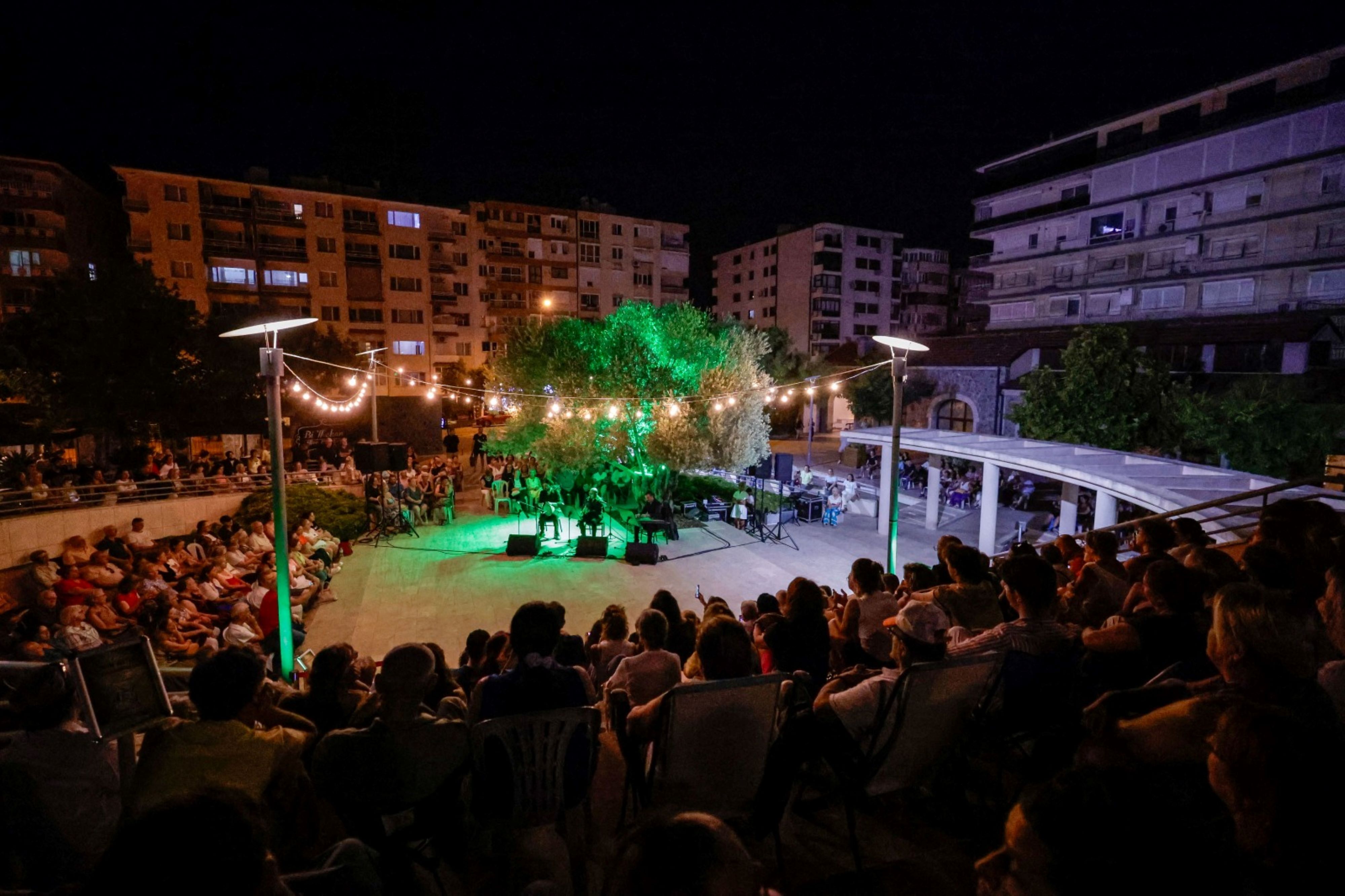 Gece Makamları İzmir’i Sardı (2)