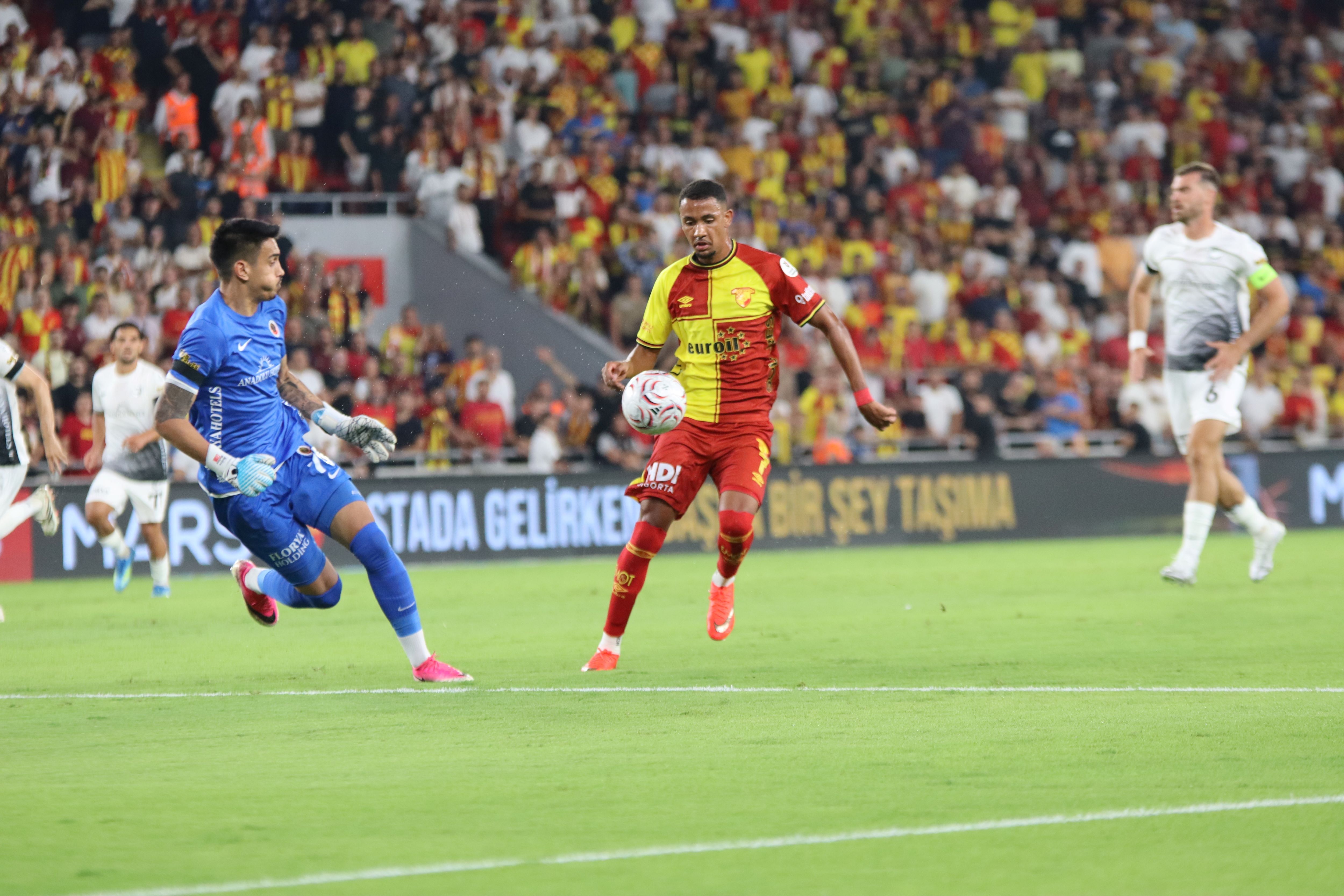 Göztepe2-1