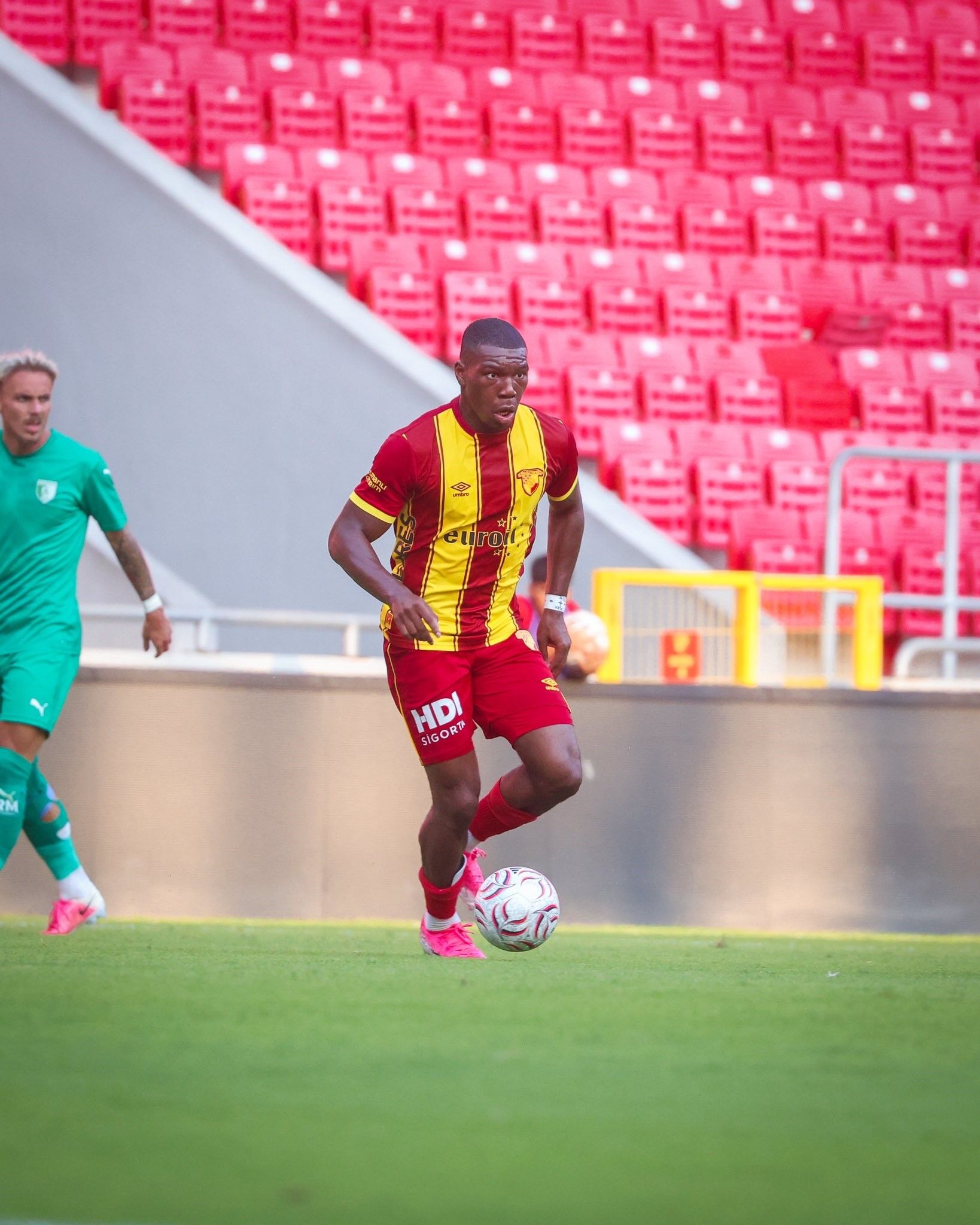 Göztepe’nin İngiltere Championship Ekiplerinden Bristol City’den (1)