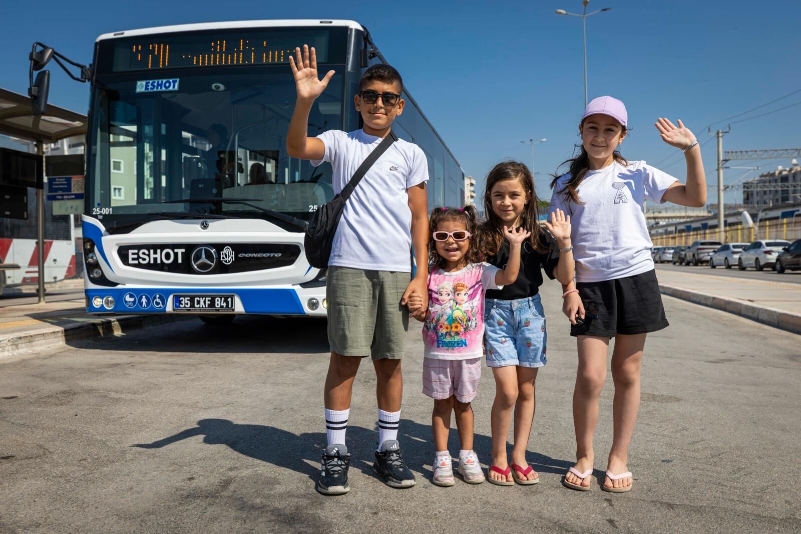 İzmir Büyükşehir Belediyesi Eshot Genel Müdürlüğü, Vatandaşlardan Gelen Talepler Doğrultusunda 770 Numaralı Torbalı Aktarma Merkezi–Selçuk Otobüs Hattında Düzenlemeye Gitti. (2)