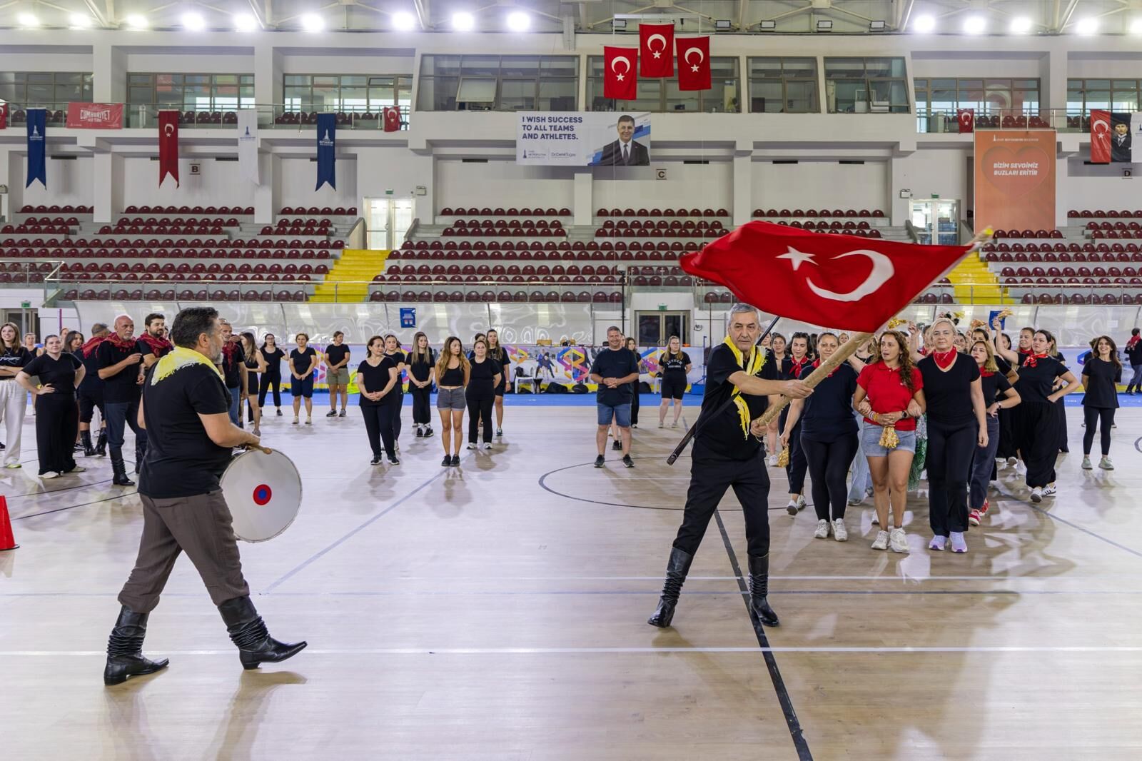 İzmir Büyükşehir Belediyesi'nin (2)