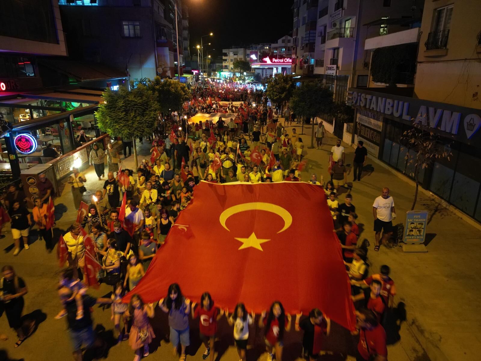 İzmir’in Dikili Ilçesinde (1)