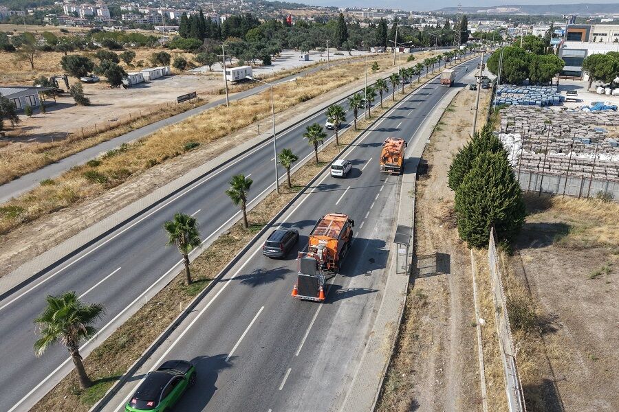 Karayollari Çalişmasi (1)
