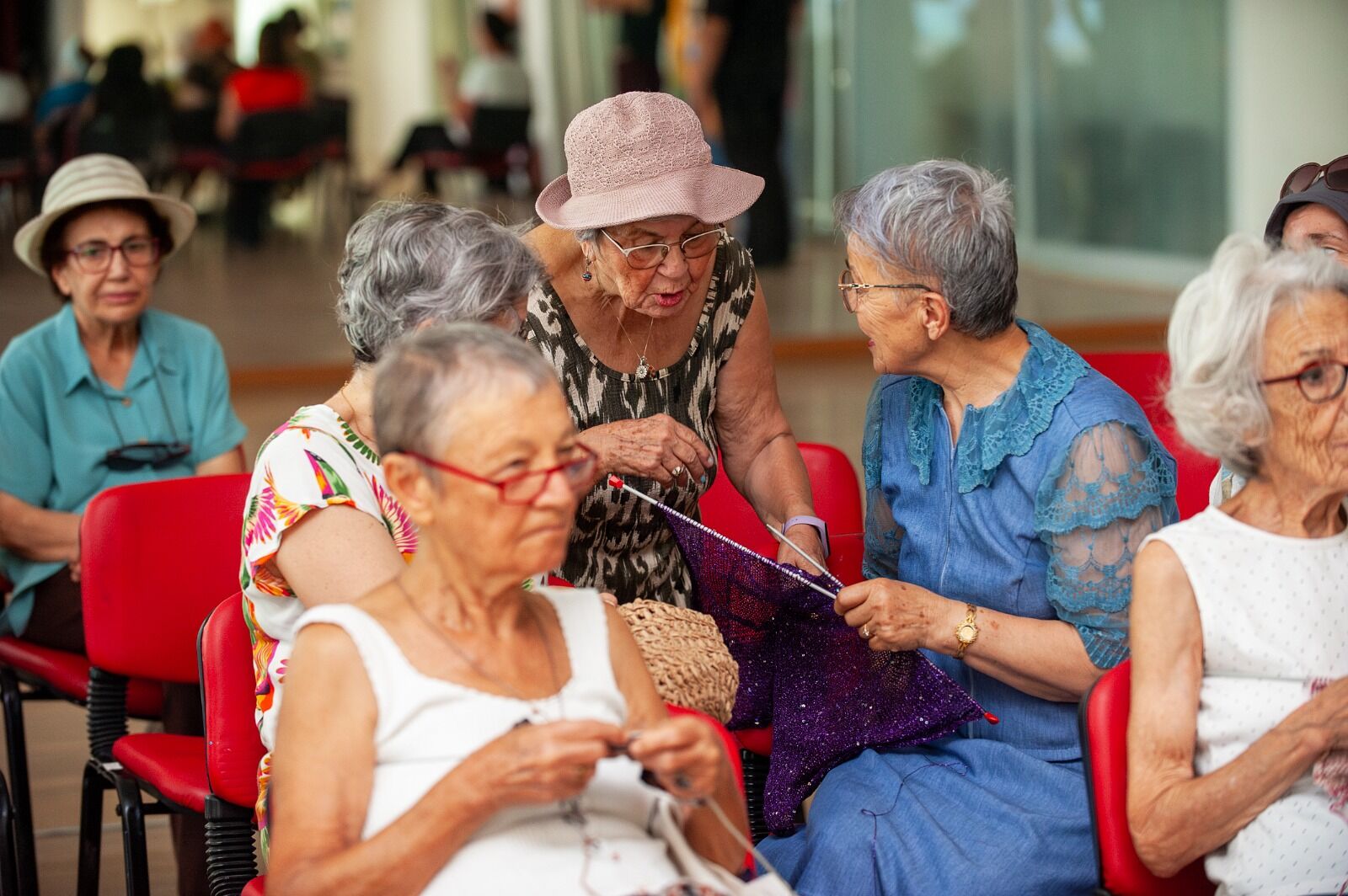 Karşıyaka Belediyesi Bilge Çınarlar Sağlıklı Yaş Alma Merkezi (2)