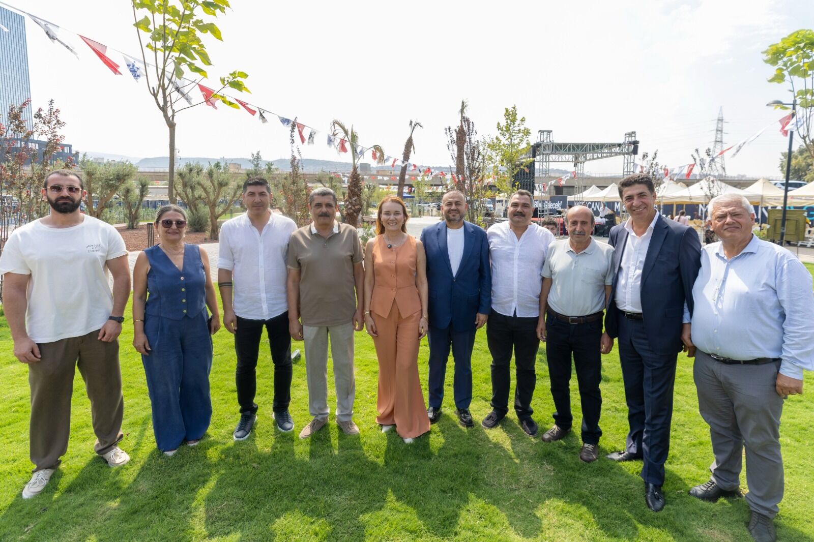 Konak 6 Bin Metrekarelik Yeni Parkına Kavuştu (8)