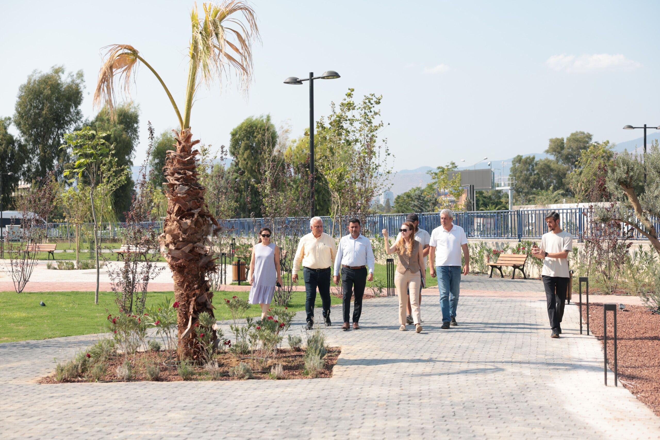 Konak’a Yeni Nefes Alanı 6 Bin Metrekarelik Park Hizmete Açılıyor (8)