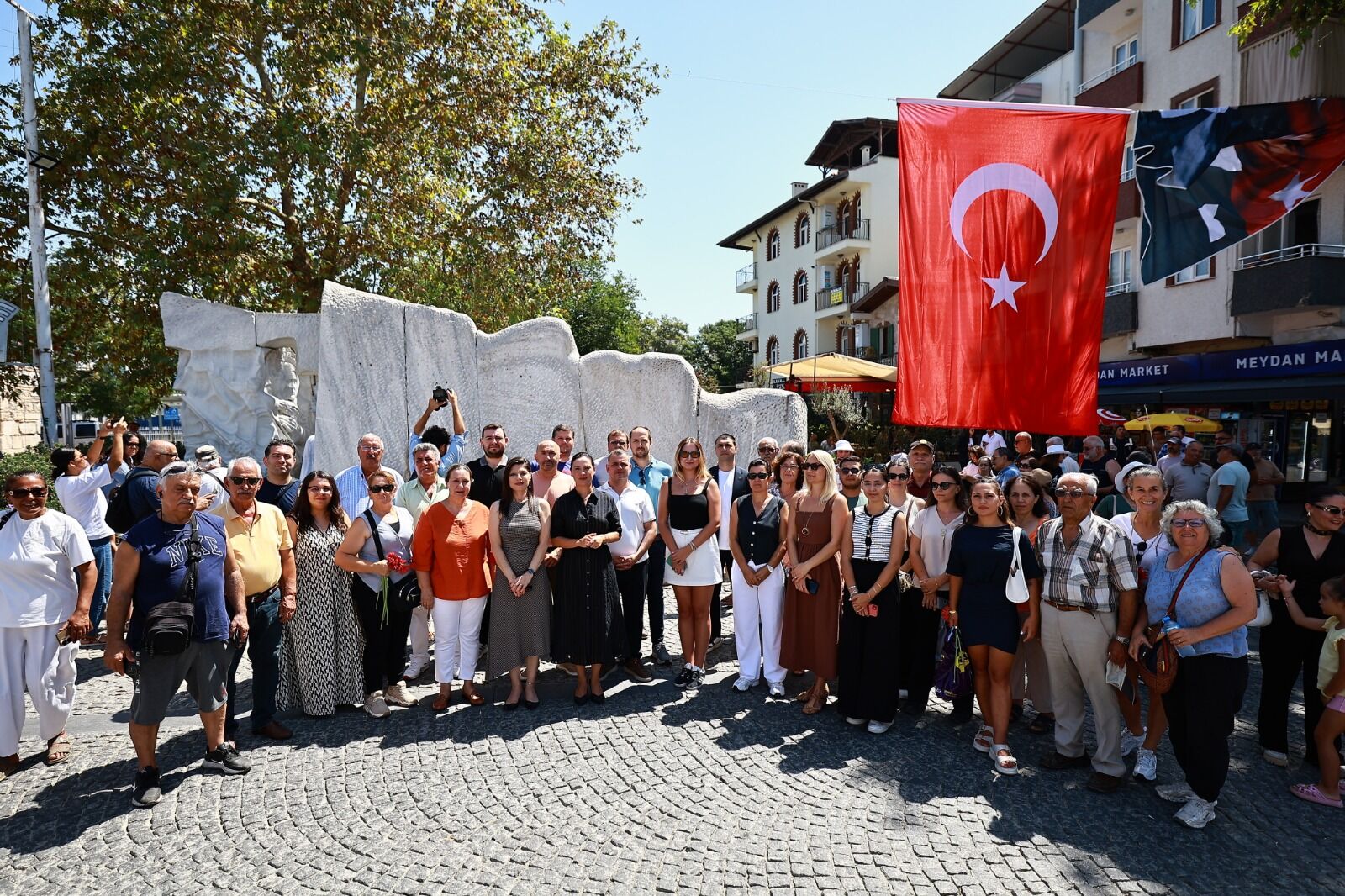 Kurtuluş Yolu Anıtı Tören (1)