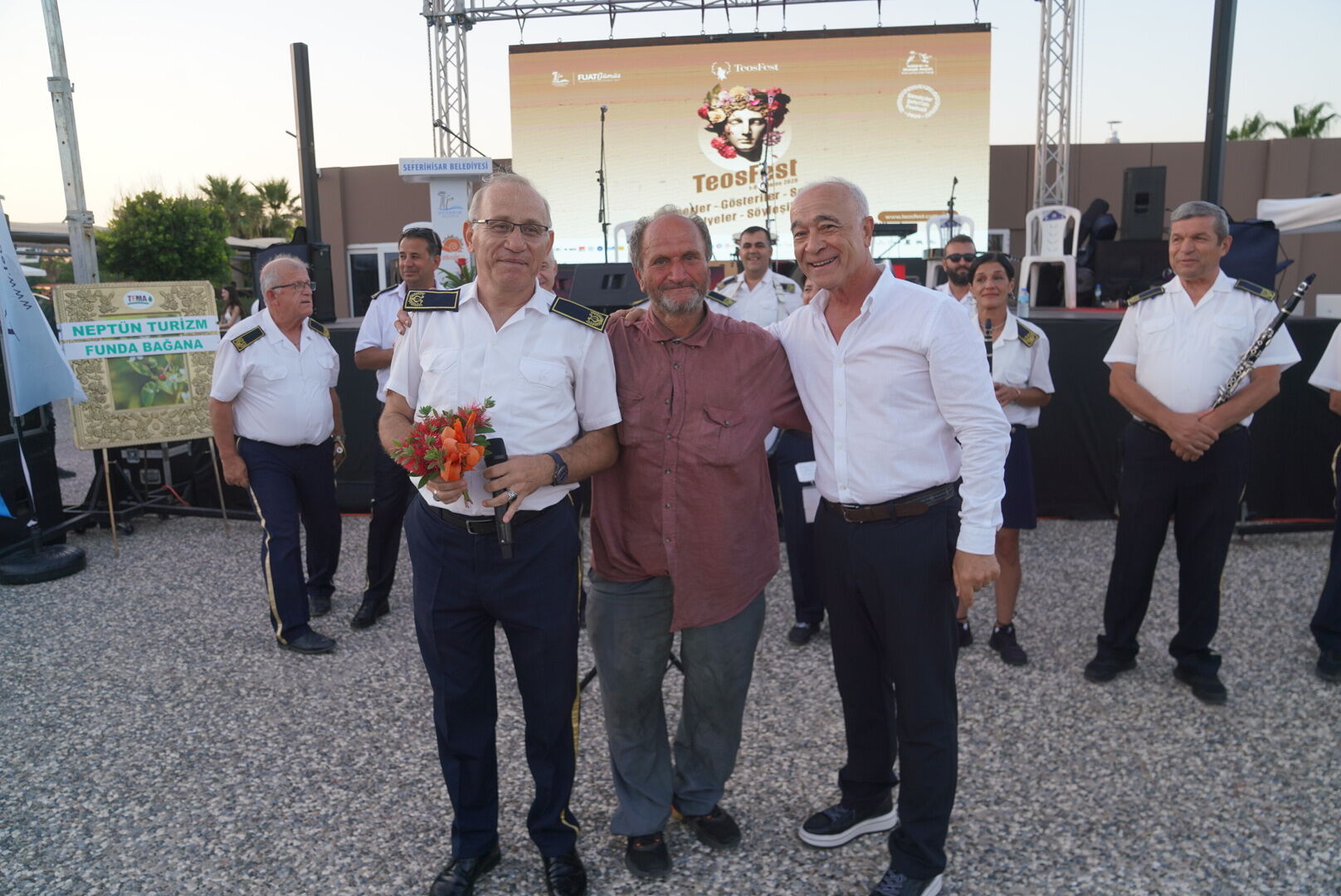Sanatın Binlerce Yıllık Geçmişine Ev Sahipliği Yapan Seferihisar’da, Teosfest 2026 Düzenlenen Açılış Töreniyle Başladı. (4)