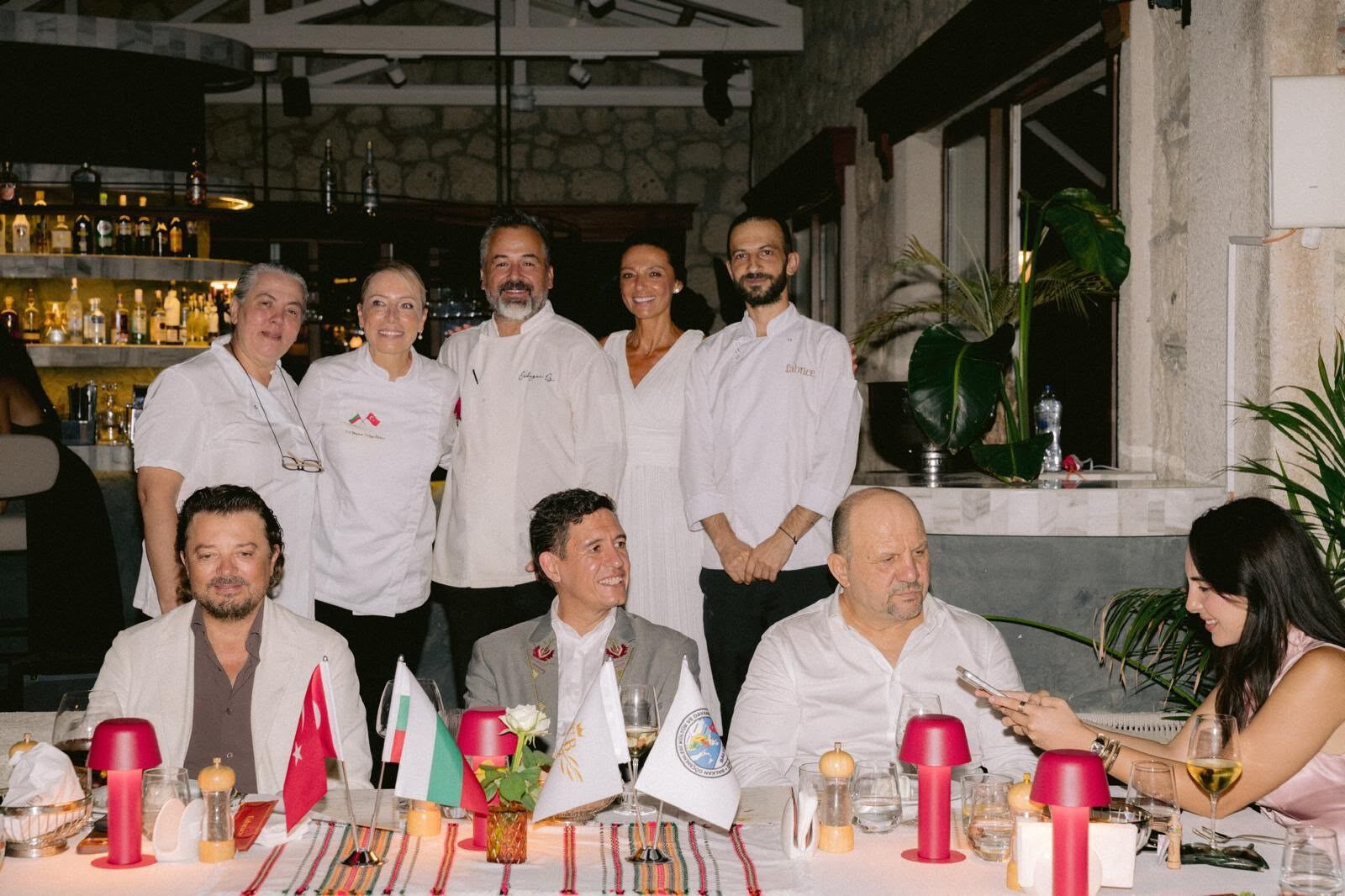 Spot İzmir’de Düzenlenen Gastronomi Gecesinde Türkiye Ve Bulgaristan Dostluğu Aynı Sofrada Buluştu (1)