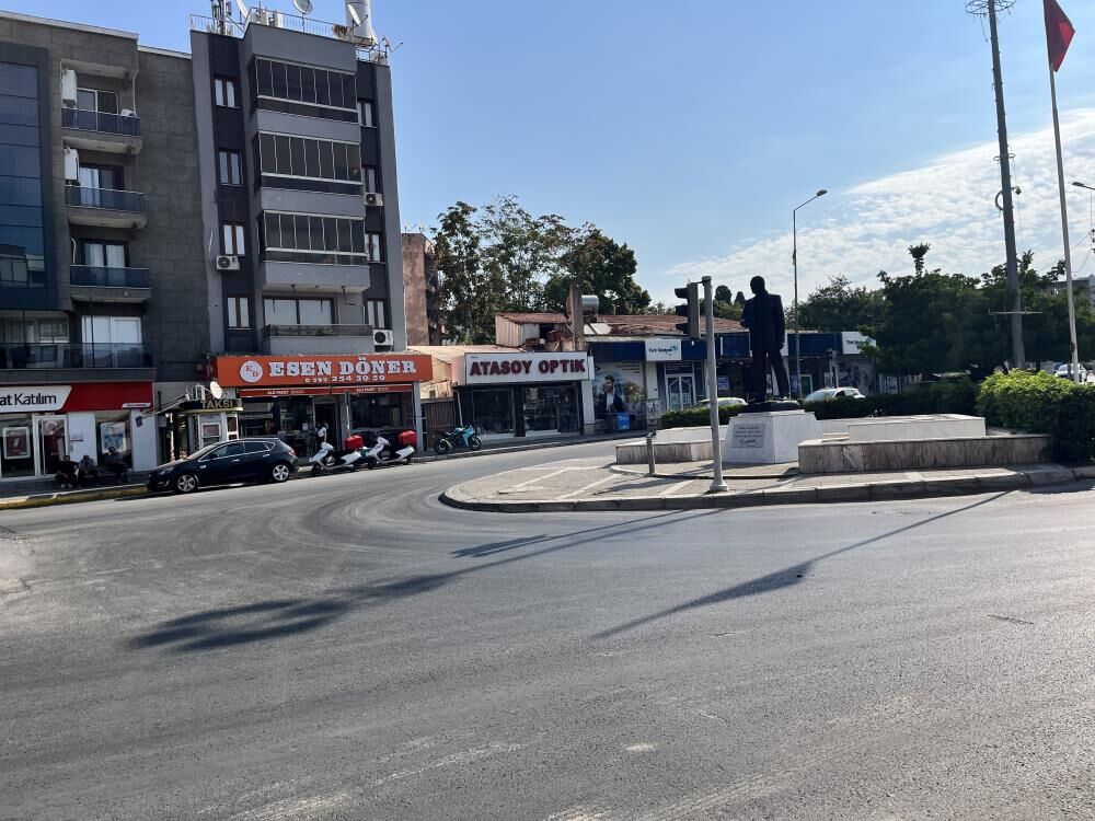 Viraja Hızlı Girdi (2)