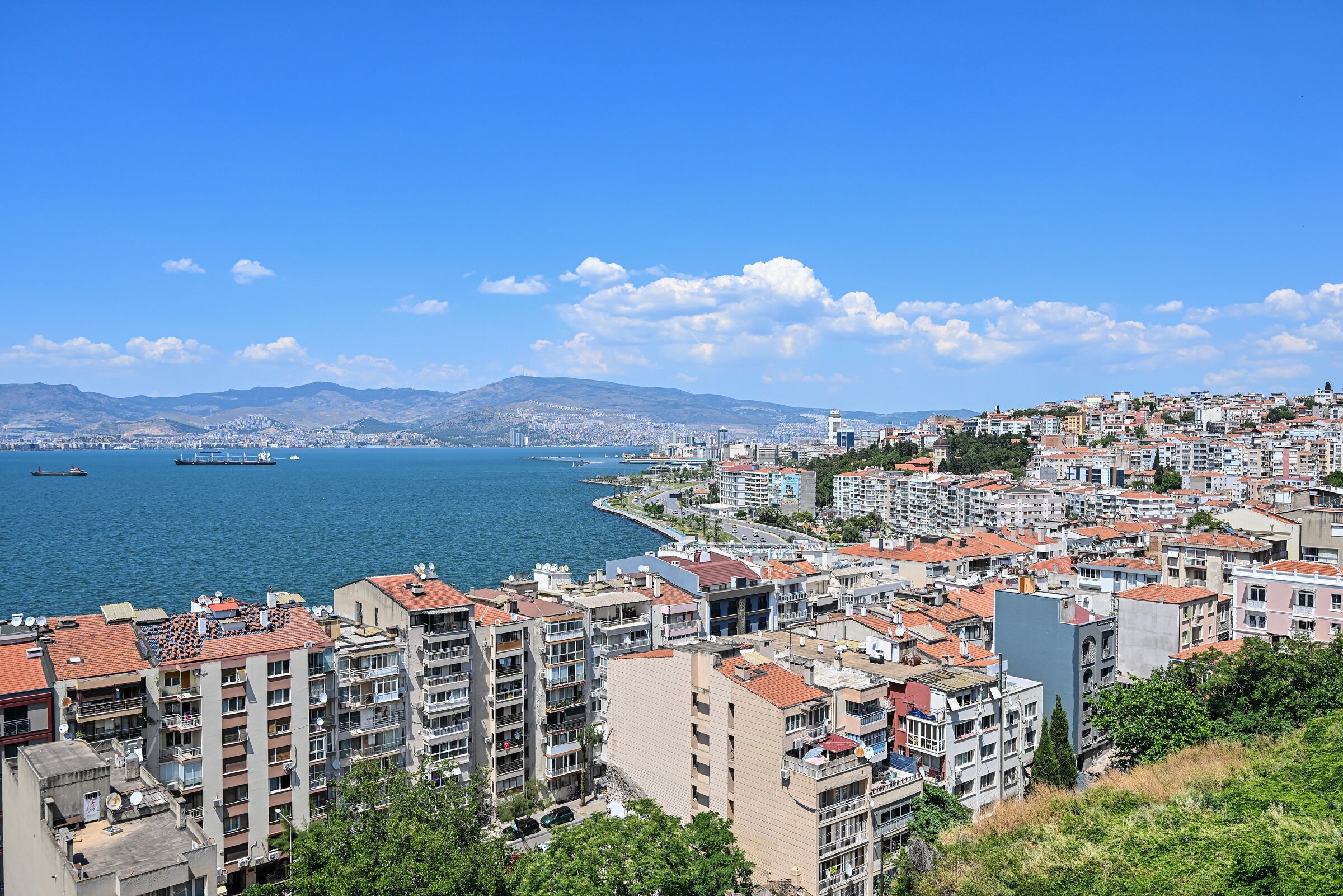 İzmir’in dijital Kent Rehberi yenilendi