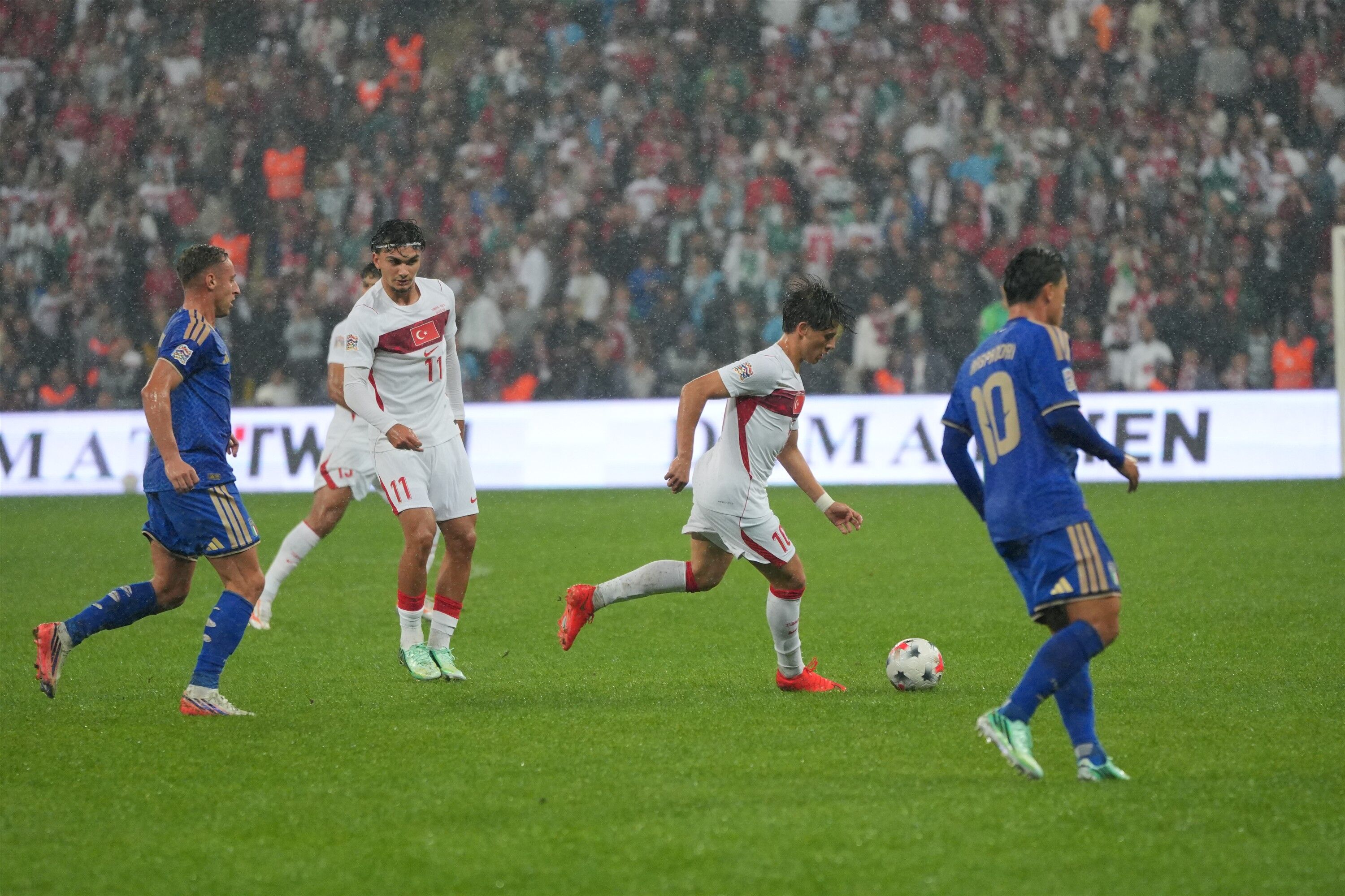 A Milli Takım, İtalya Karşısında Sahadan 4 1 Yenik Ayrıldı (2)