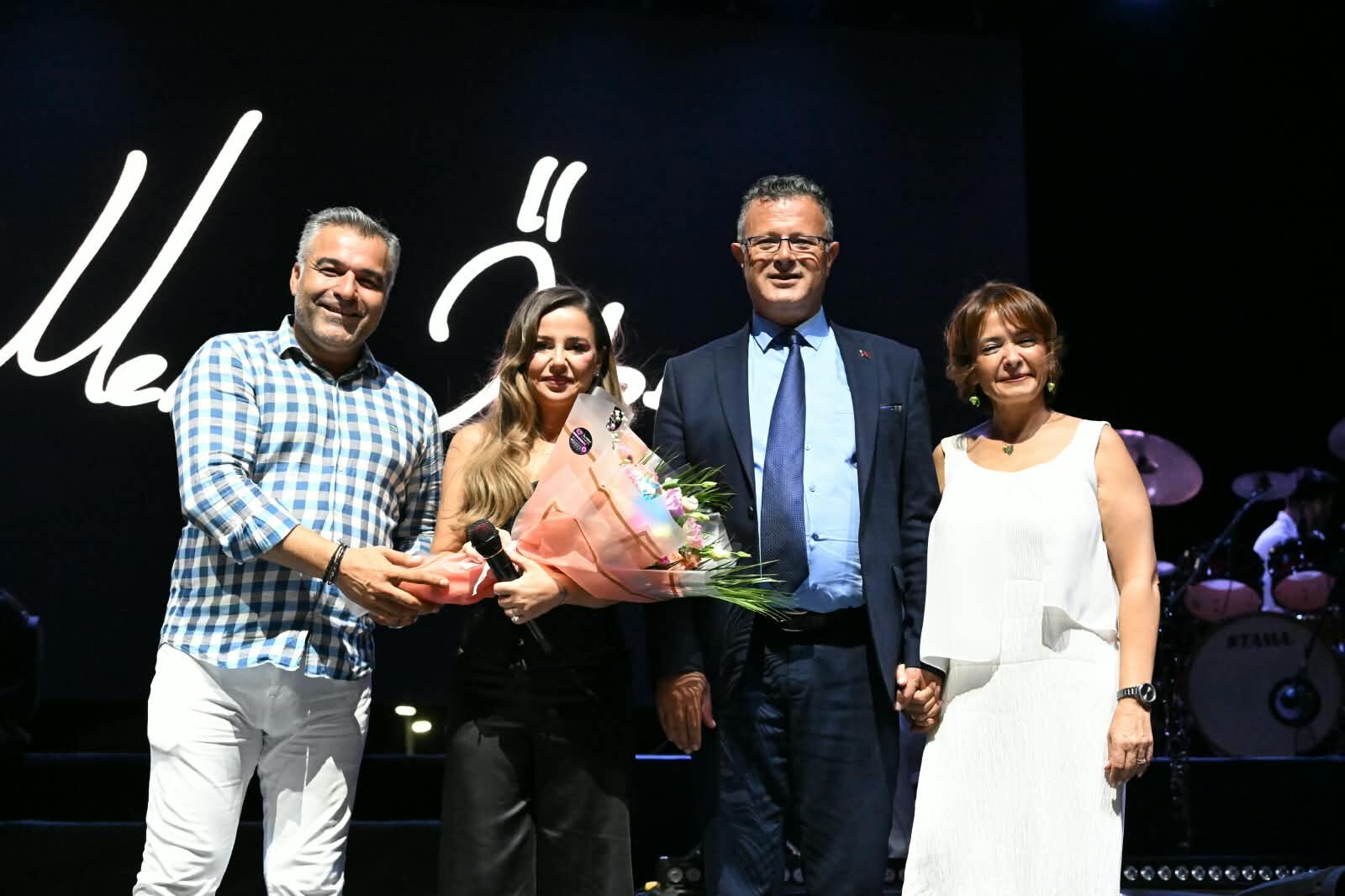 Alaşehir’in Kurtuluşunun 104. Yıl Dönümünde Merve Özbey Coşkusu (4)