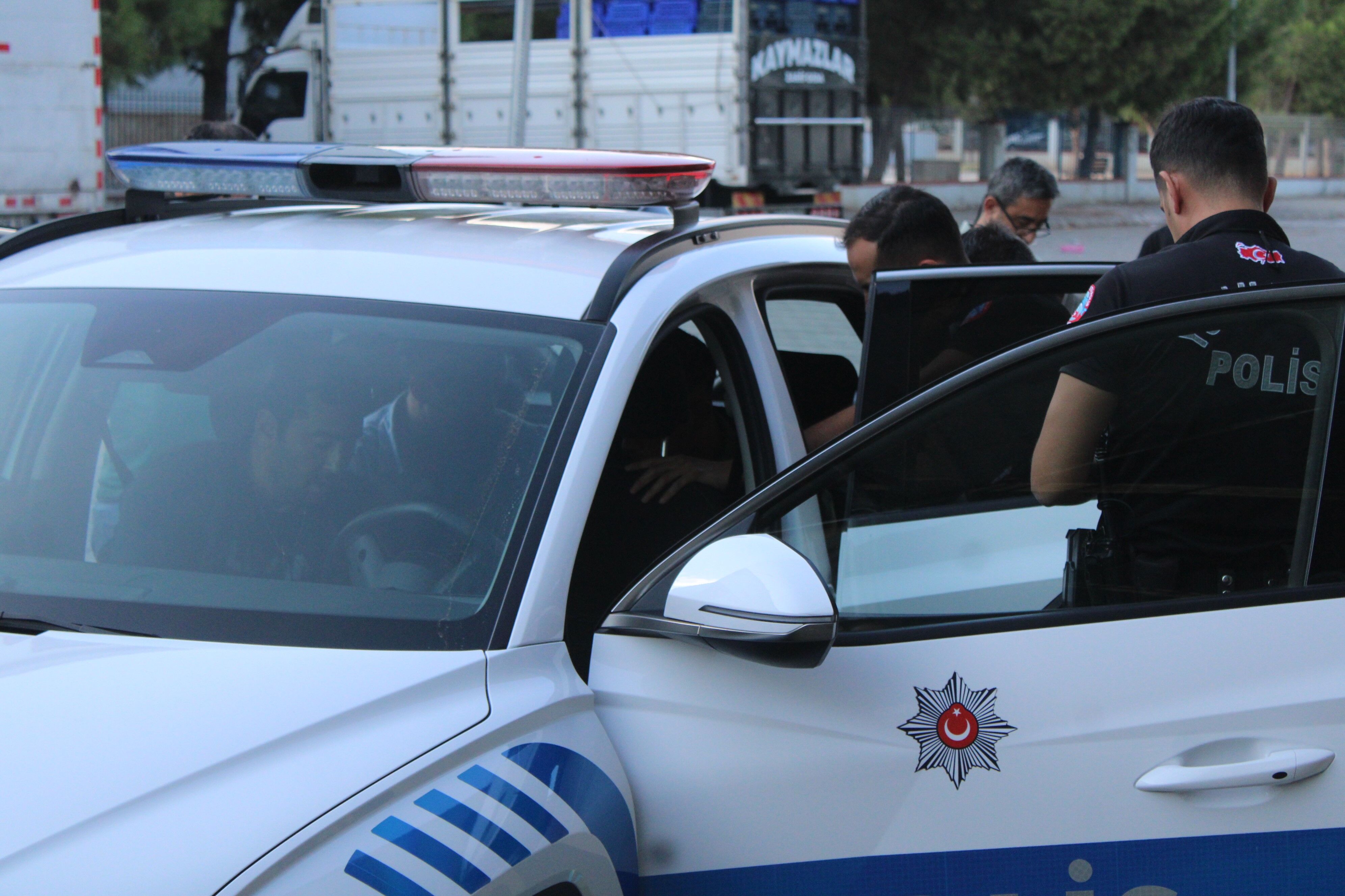 Aydın’da Okul Önünde Pompalı Tüfek Paniği (2)