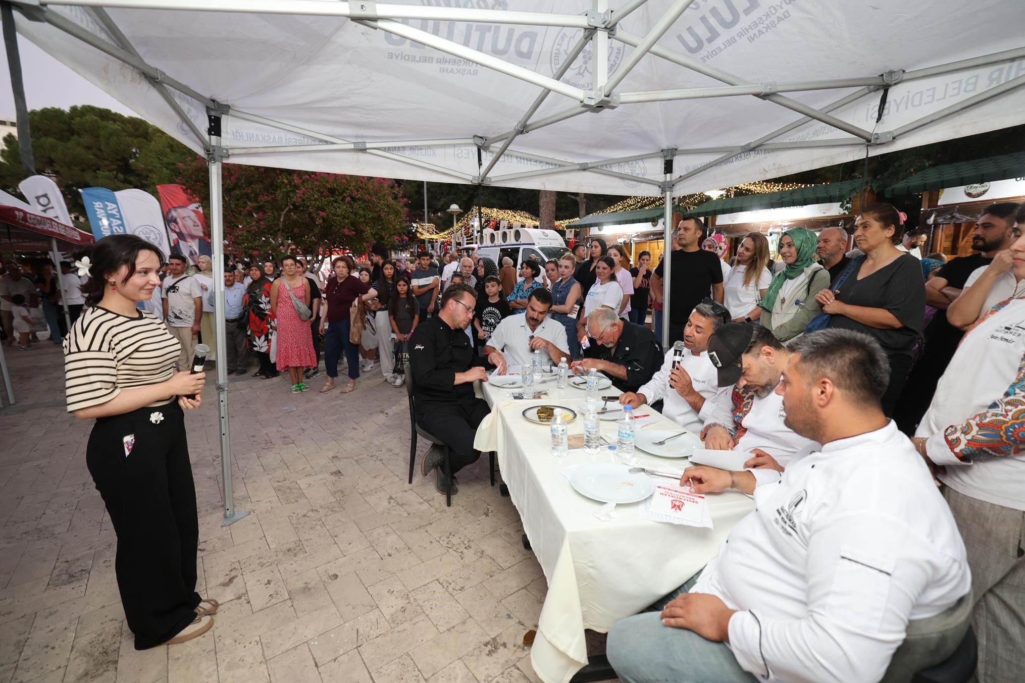 Bağ Bozumu Şenlikleri' (2)-1