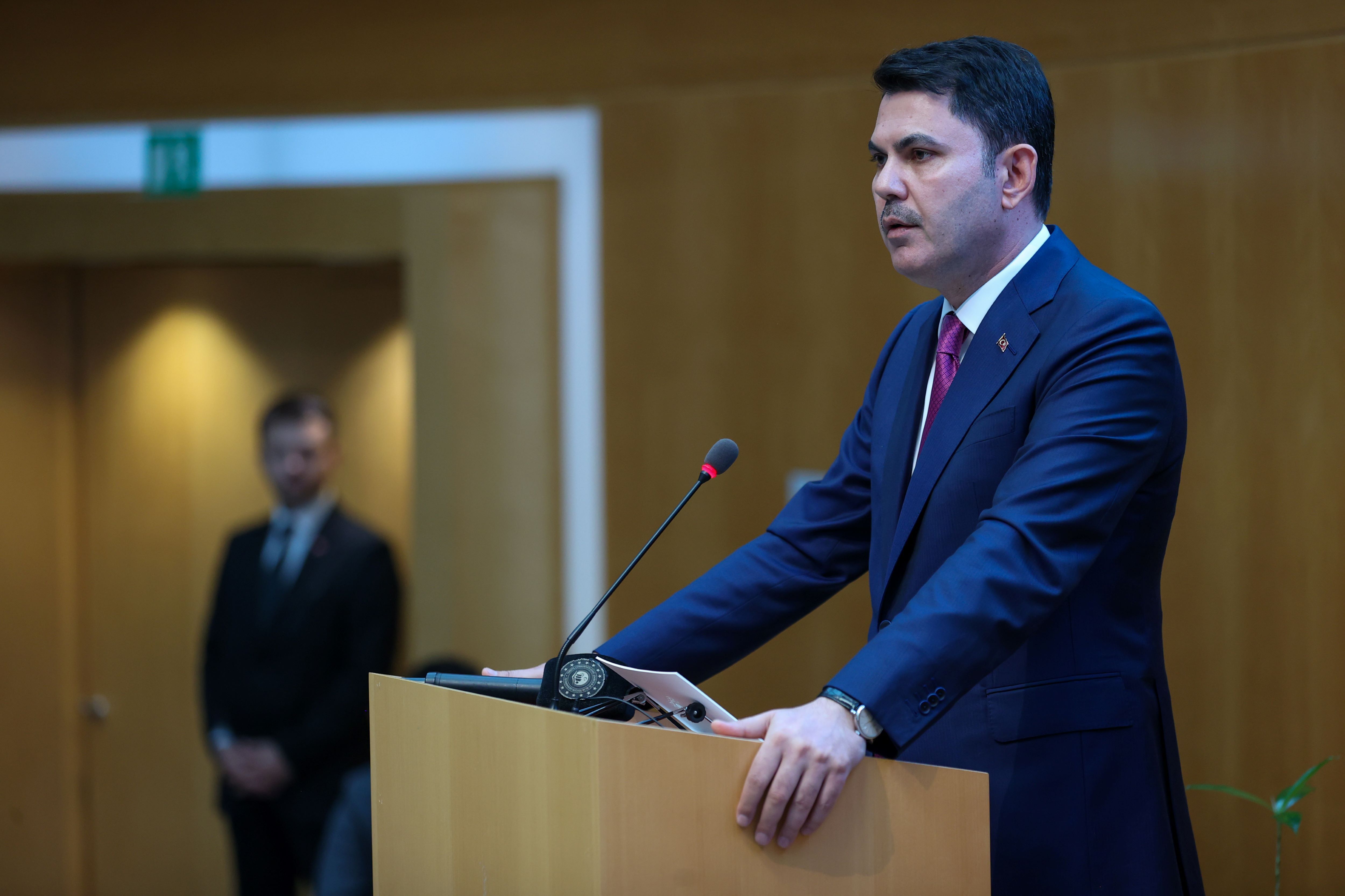 Bakan Kurum (3)