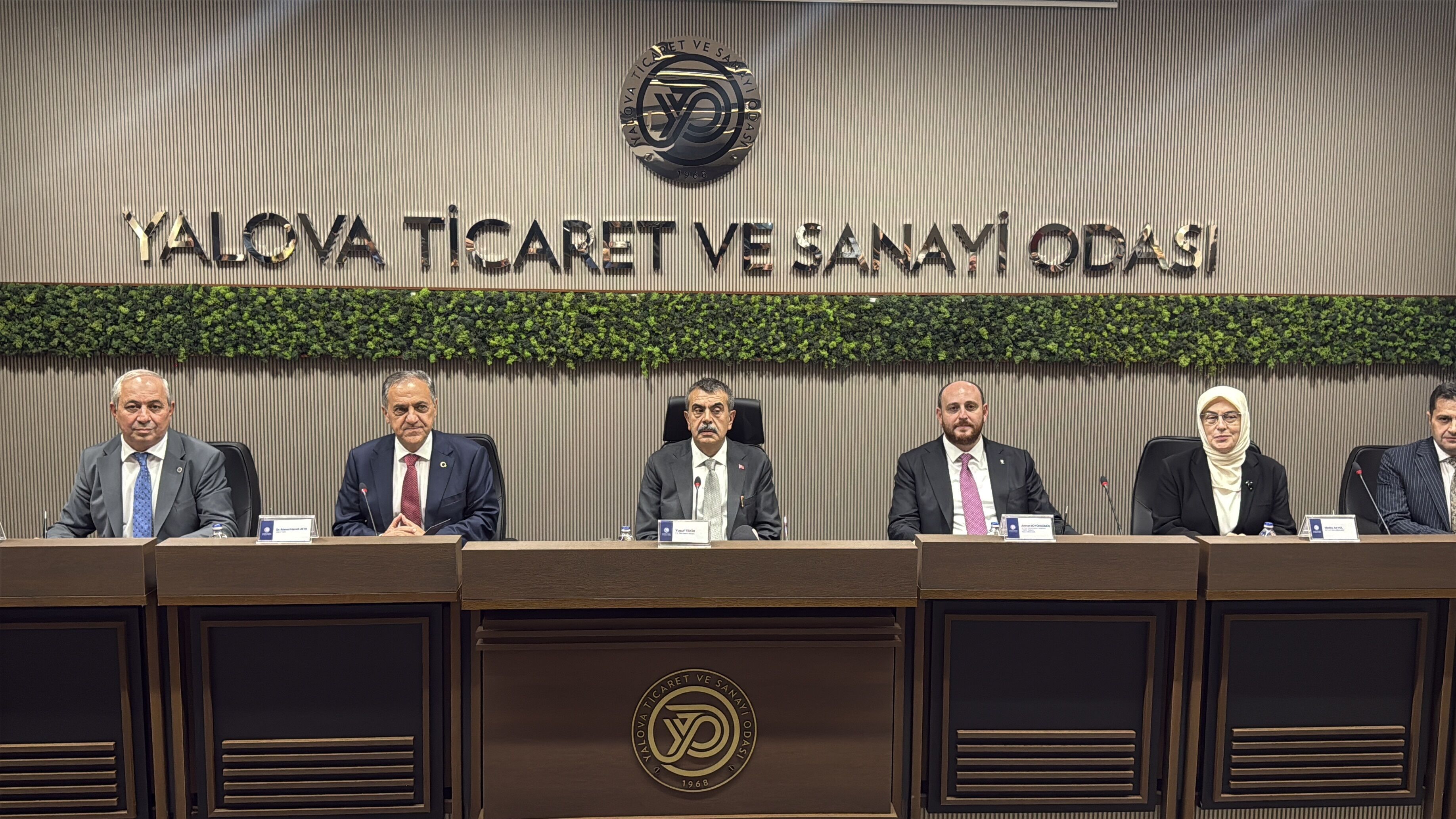 Bakan Tekin (7)
