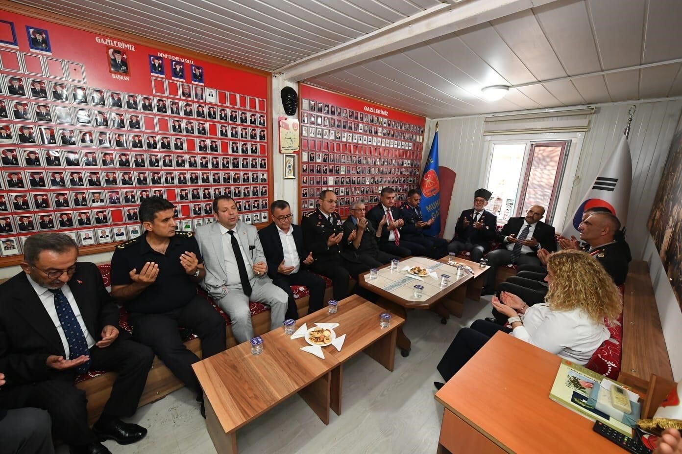 Balıkesir Valisi İsmail Ustaoğlu