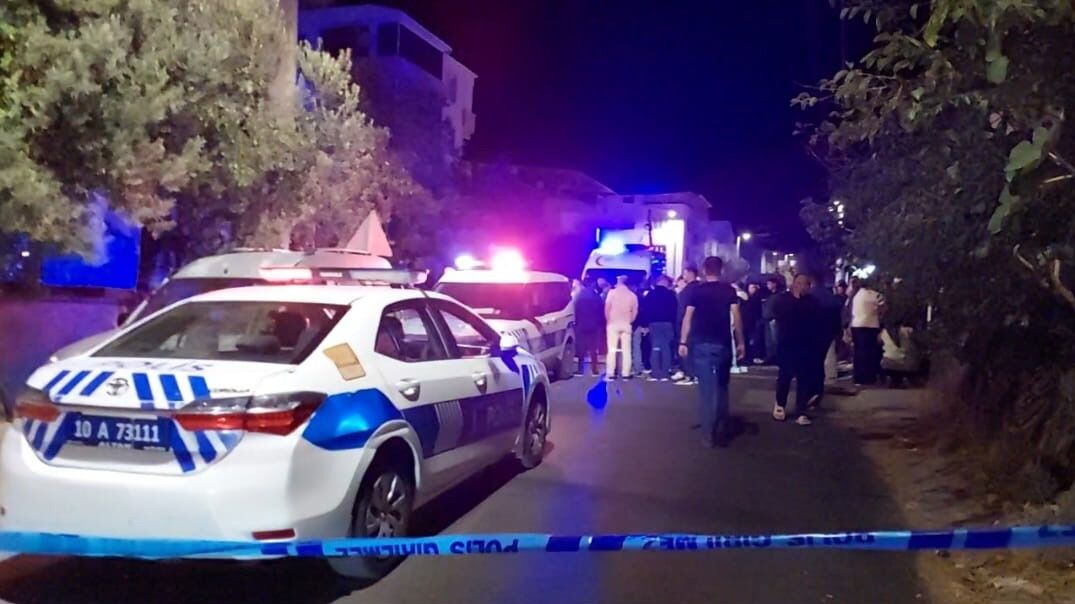 Balıkesir’de Cami Çıkışı Silahlı Saldırı (3)