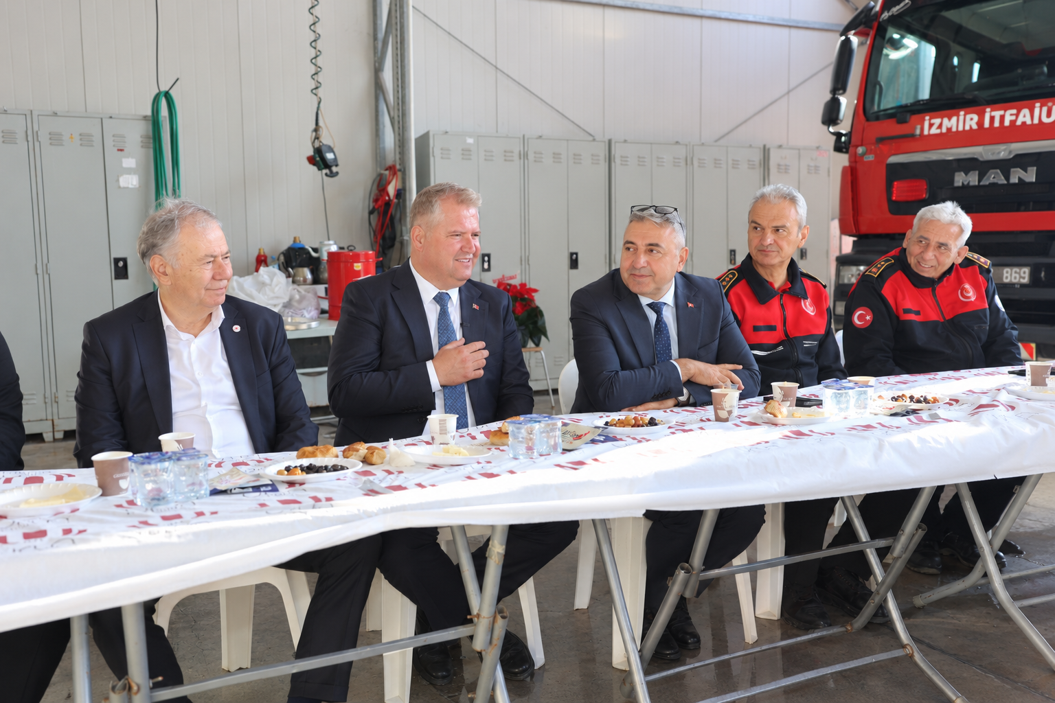 Başkan Balkan, İtfaiye Haftası’nda itfaiye personeliyle buluştu