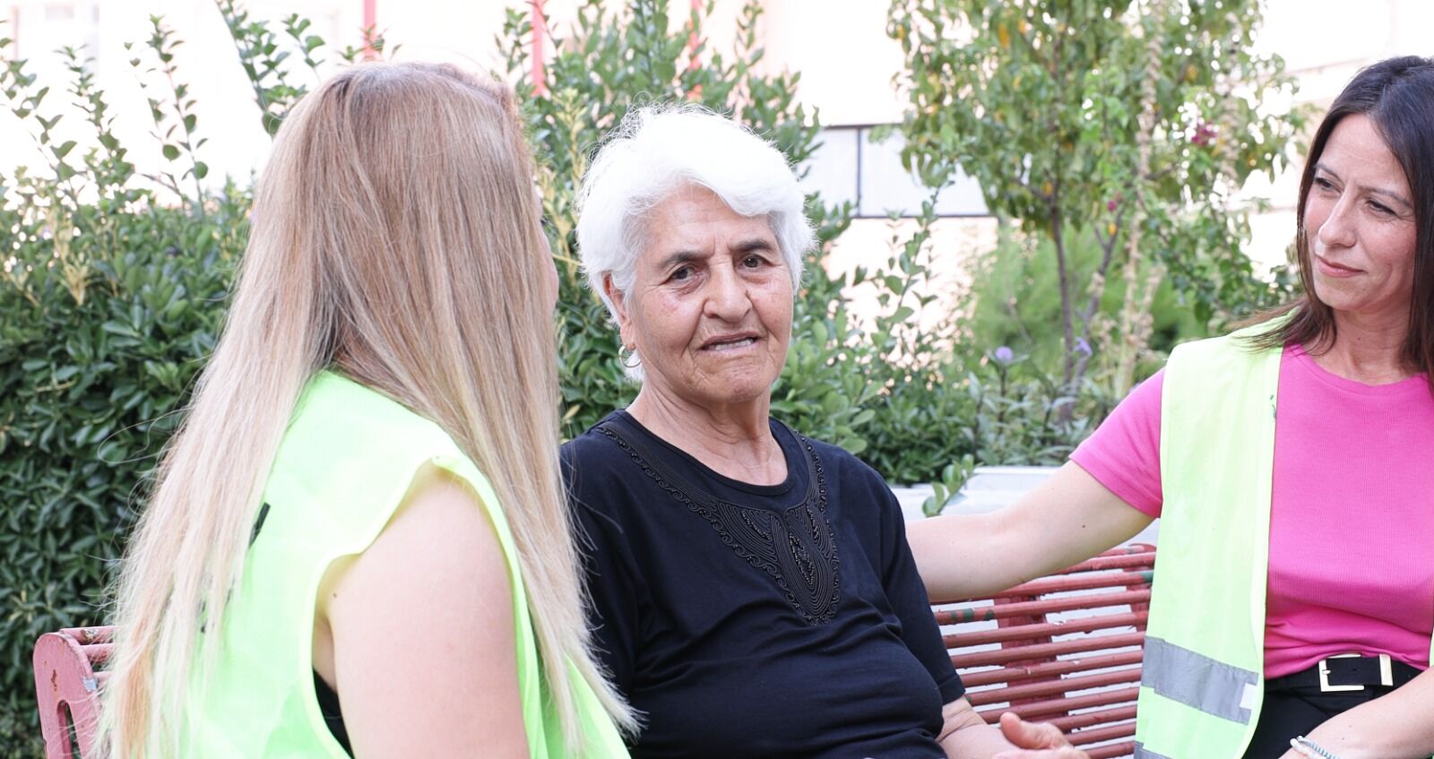 Bayrakli’da Bi̇nlerce Haneye Sosyal Destek (3)